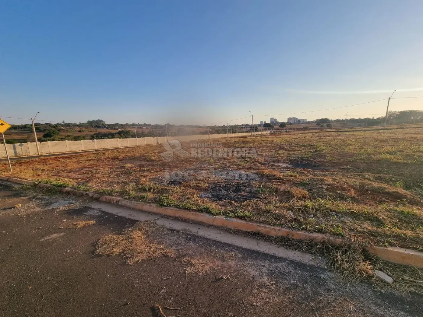 Comprar Terreno / Padrão em São José do Rio Preto apenas R$ 265.000,00 - Foto 2