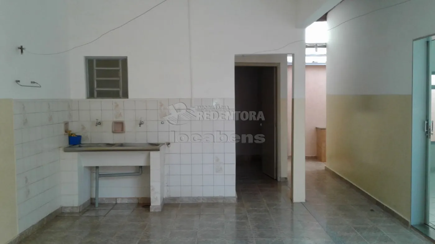 Comprar Casa / Padrão em São José do Rio Preto R$ 360.000,00 - Foto 1