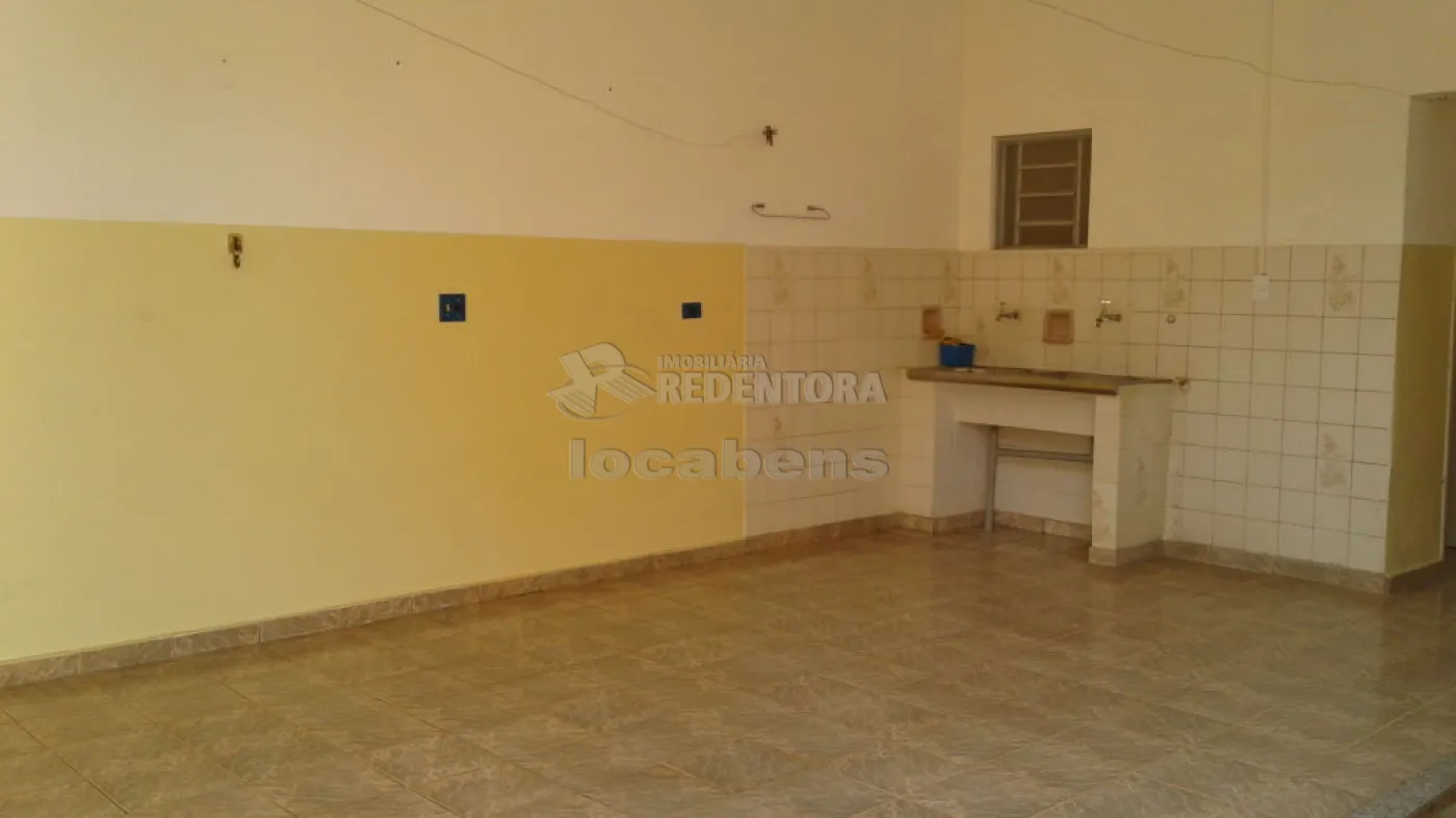 Comprar Casa / Padrão em São José do Rio Preto R$ 360.000,00 - Foto 3