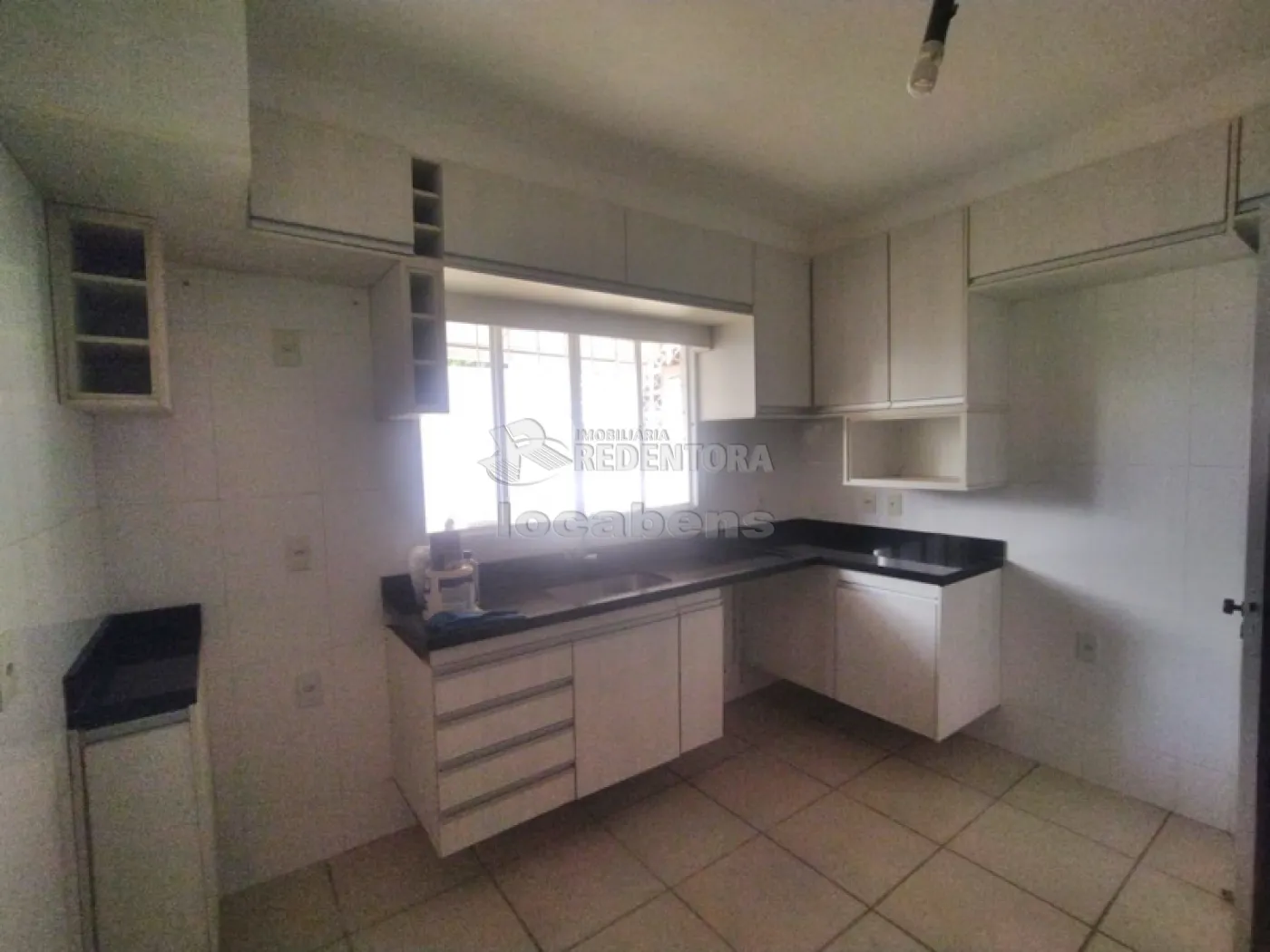 Comprar Casa / Padrão em São José do Rio Preto R$ 350.000,00 - Foto 4