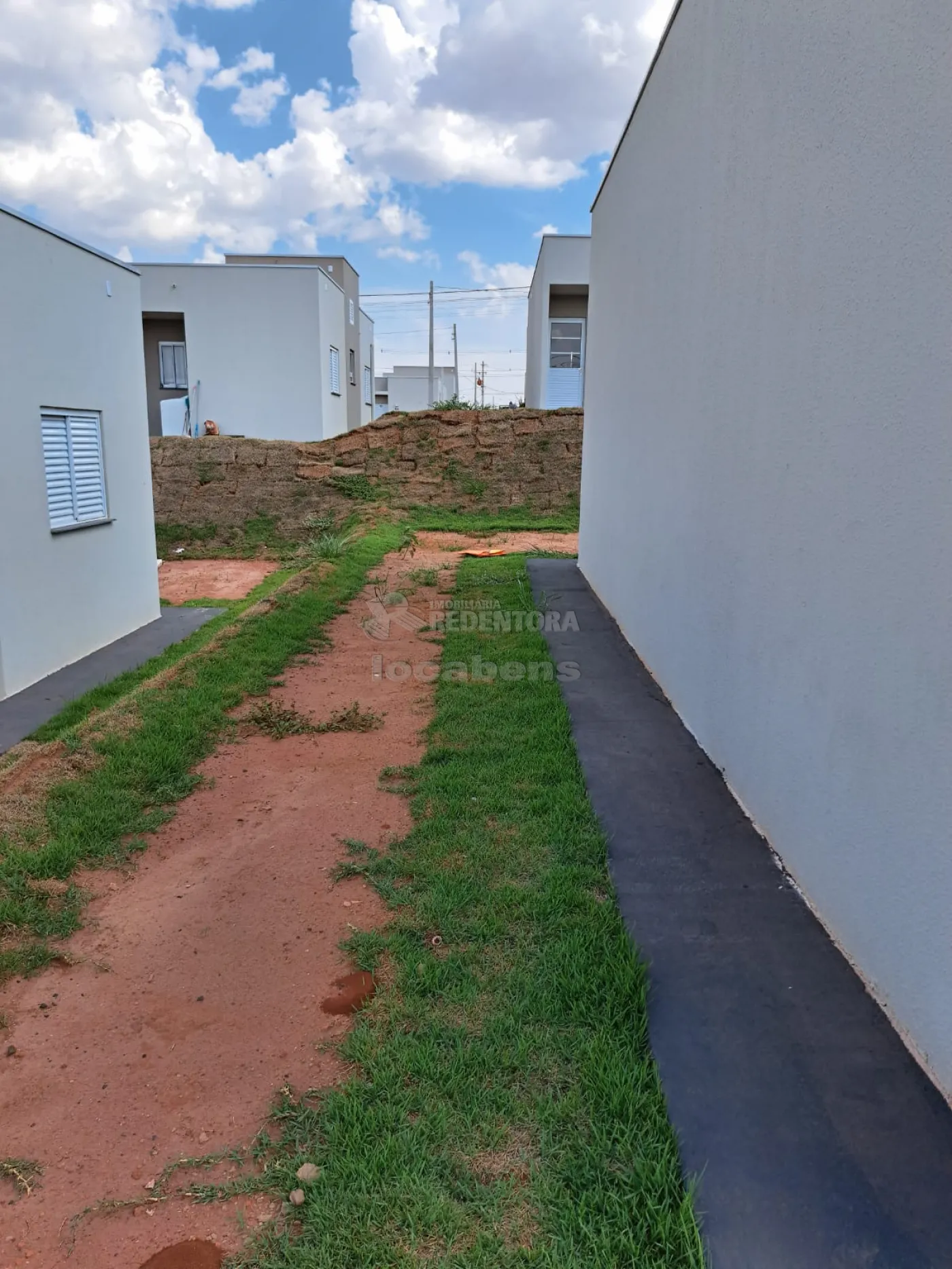 Alugar Casa / Condomínio em São José do Rio Preto R$ 1.000,00 - Foto 6