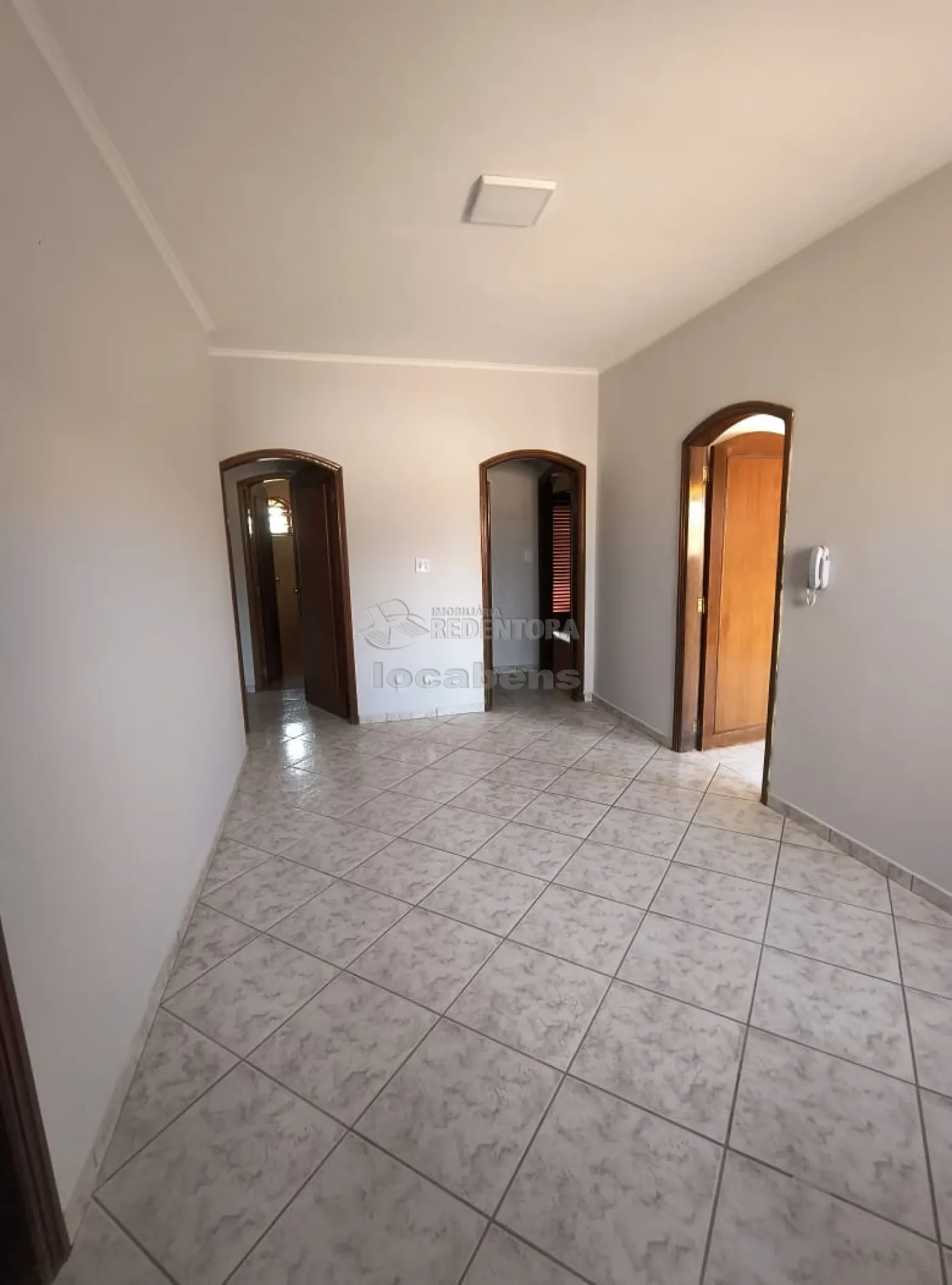 Alugar Casa / Padrão em São José do Rio Preto R$ 3.300,00 - Foto 1