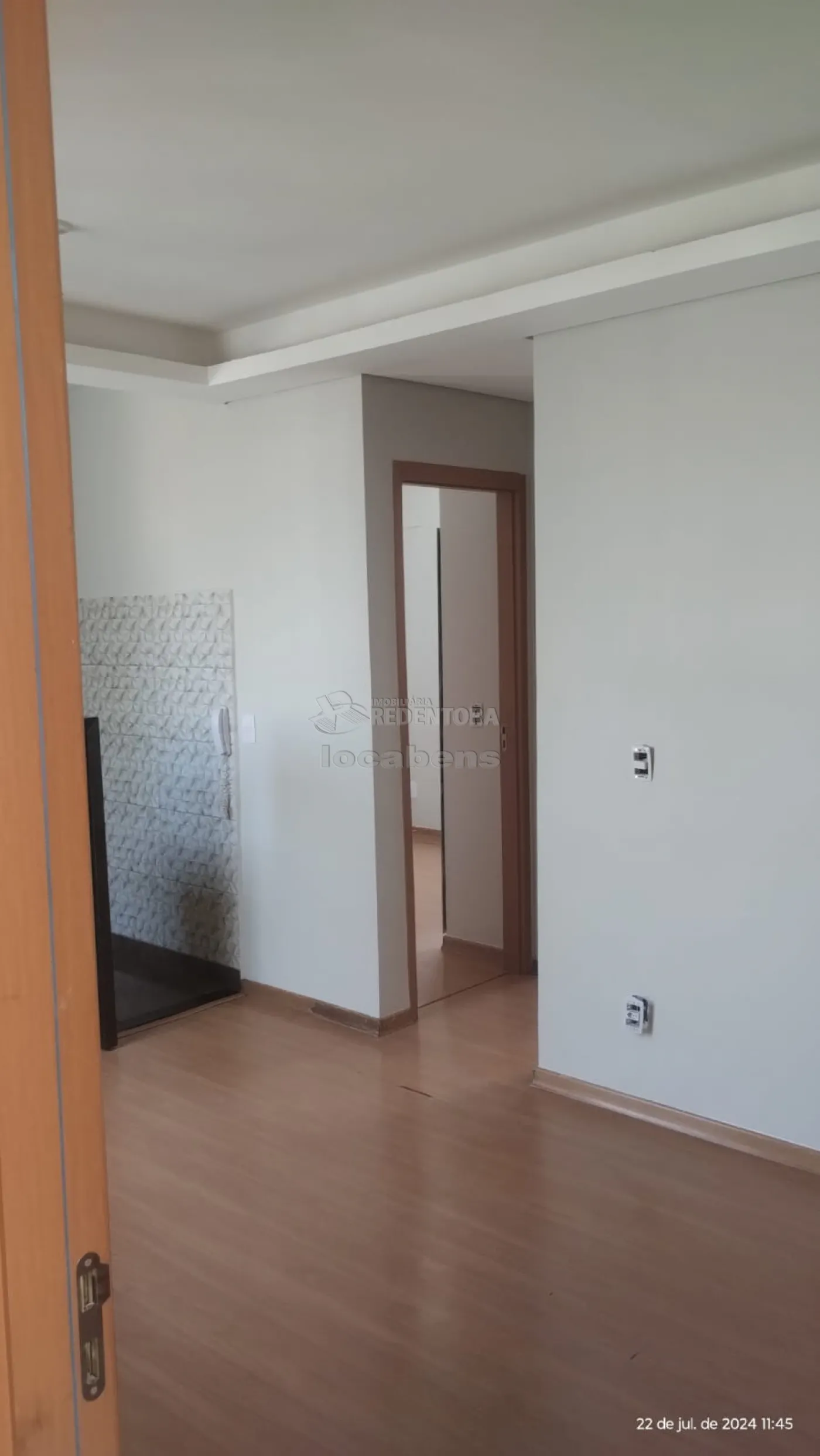 Alugar Apartamento / Padrão em São José do Rio Preto R$ 900,00 - Foto 3