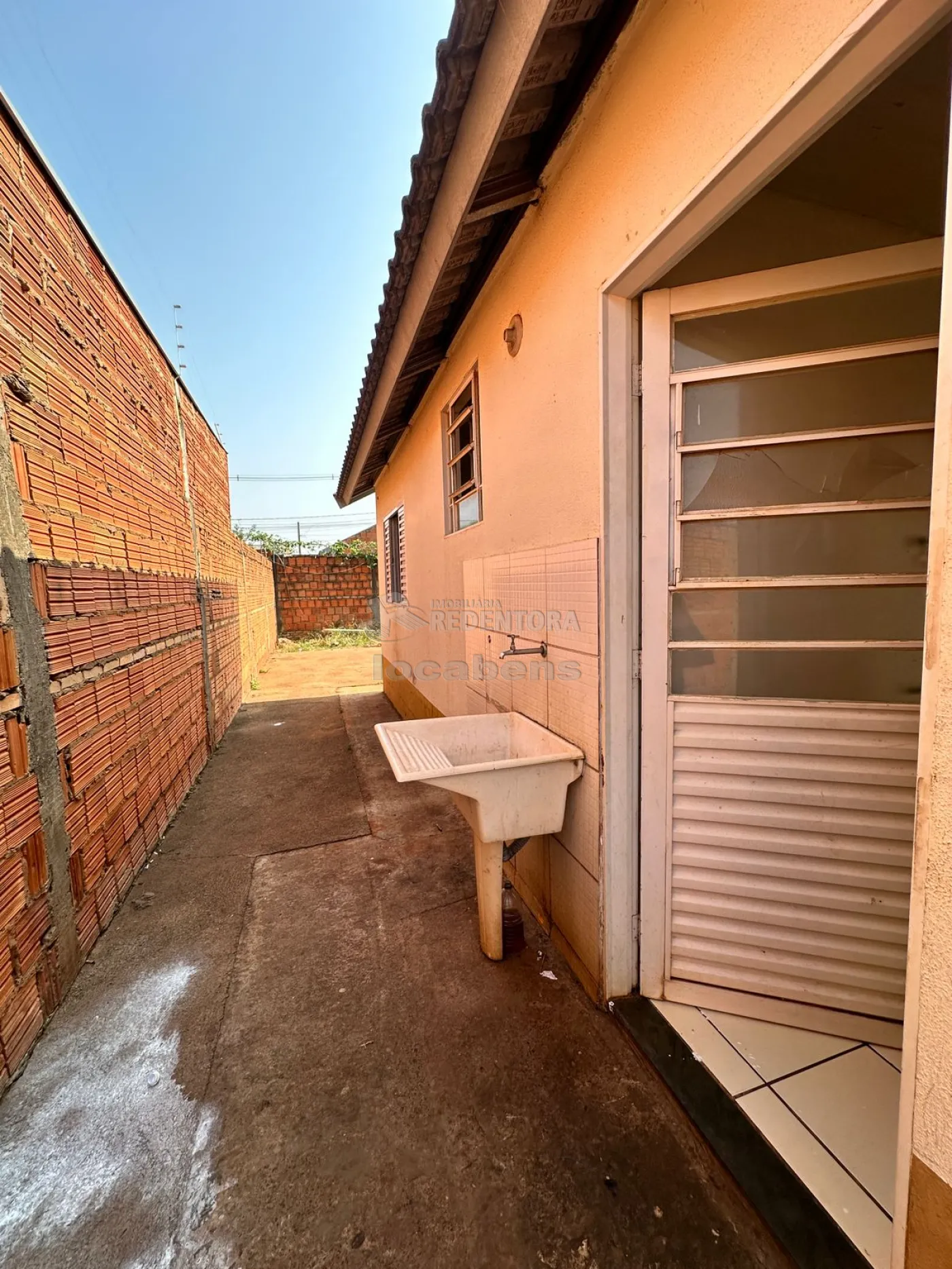 Comprar Casa / Padrão em São José do Rio Preto R$ 105.000,00 - Foto 15