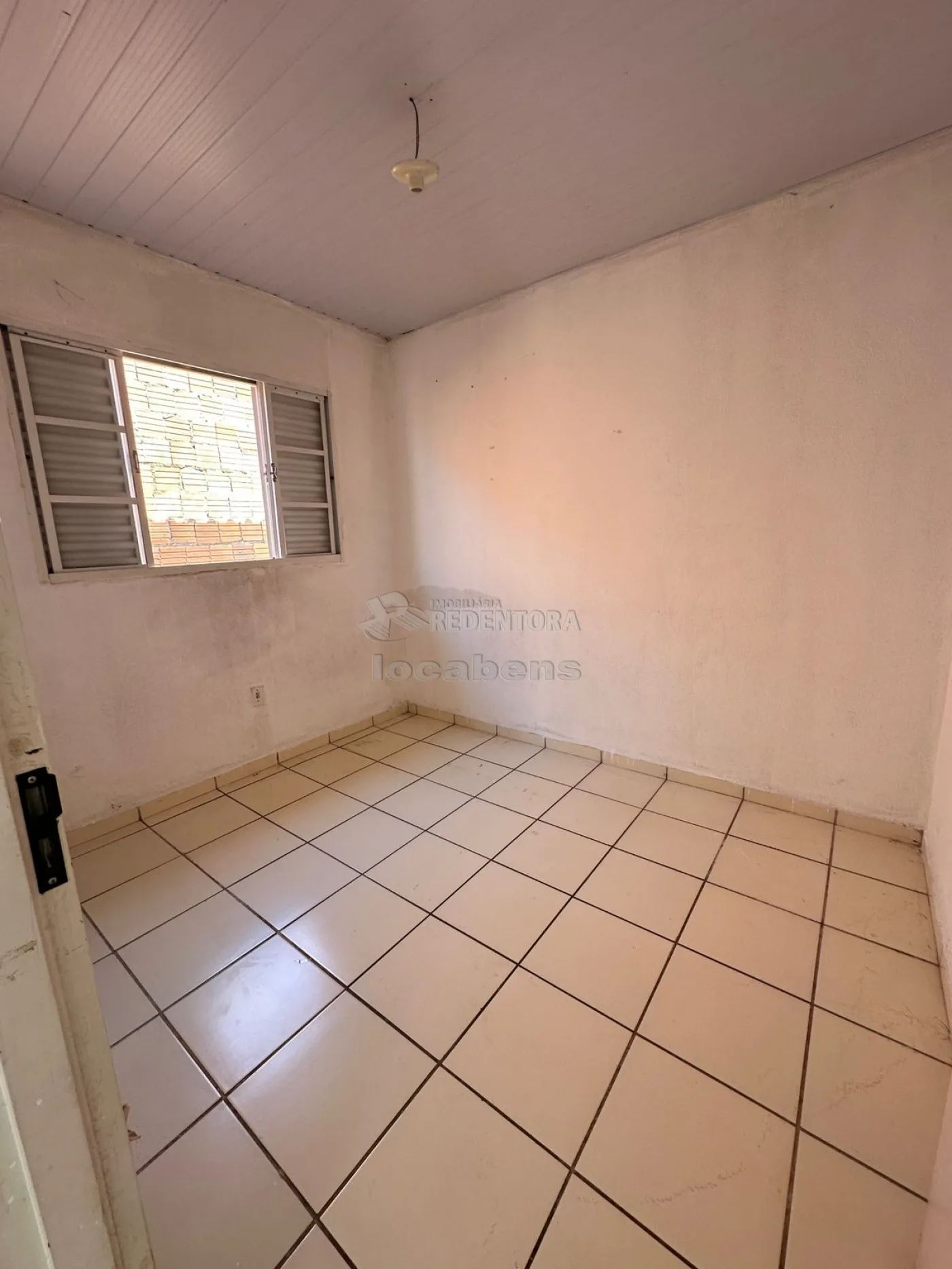 Comprar Casa / Padrão em São José do Rio Preto R$ 105.000,00 - Foto 6