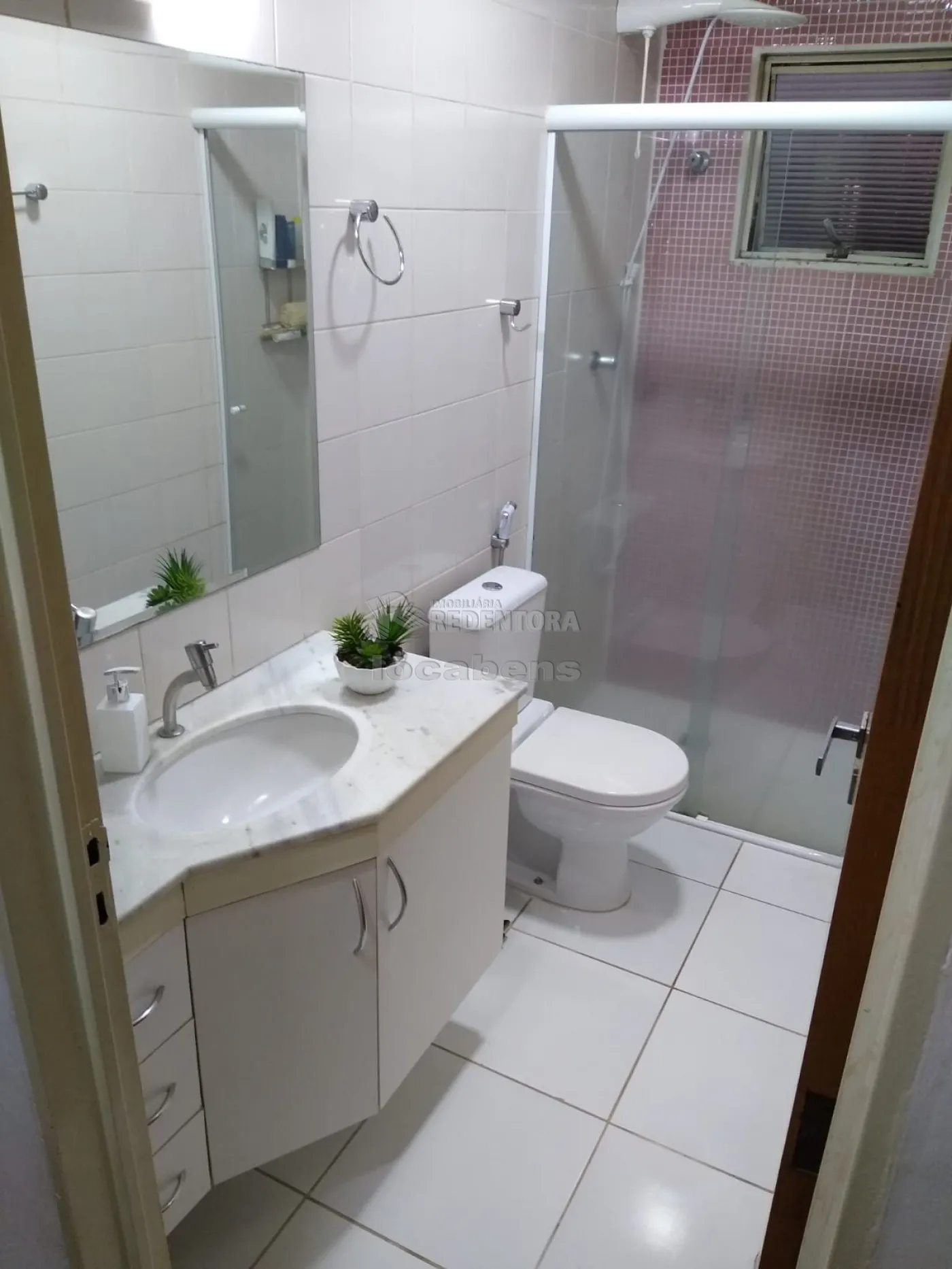 Comprar Apartamento / Padrão em São José do Rio Preto apenas R$ 270.000,00 - Foto 2