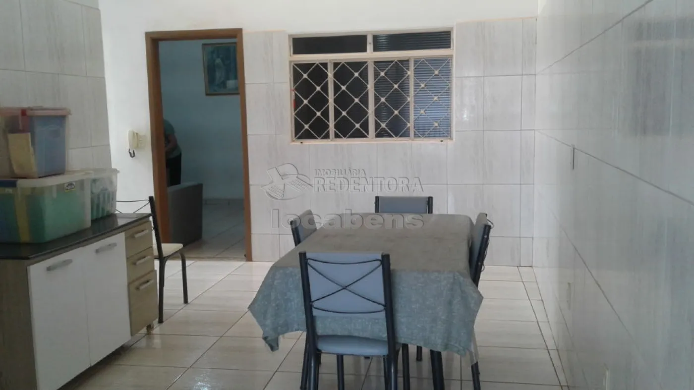 Comprar Casa / Padrão em São José do Rio Preto R$ 300.000,00 - Foto 2