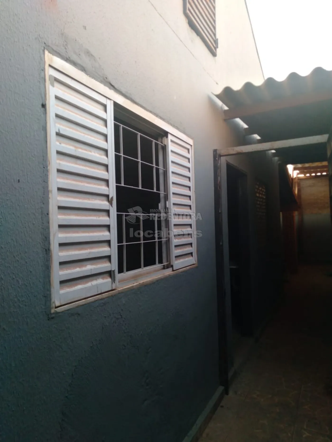 Alugar Casa / Padrão em São José do Rio Preto R$ 1.000,00 - Foto 1