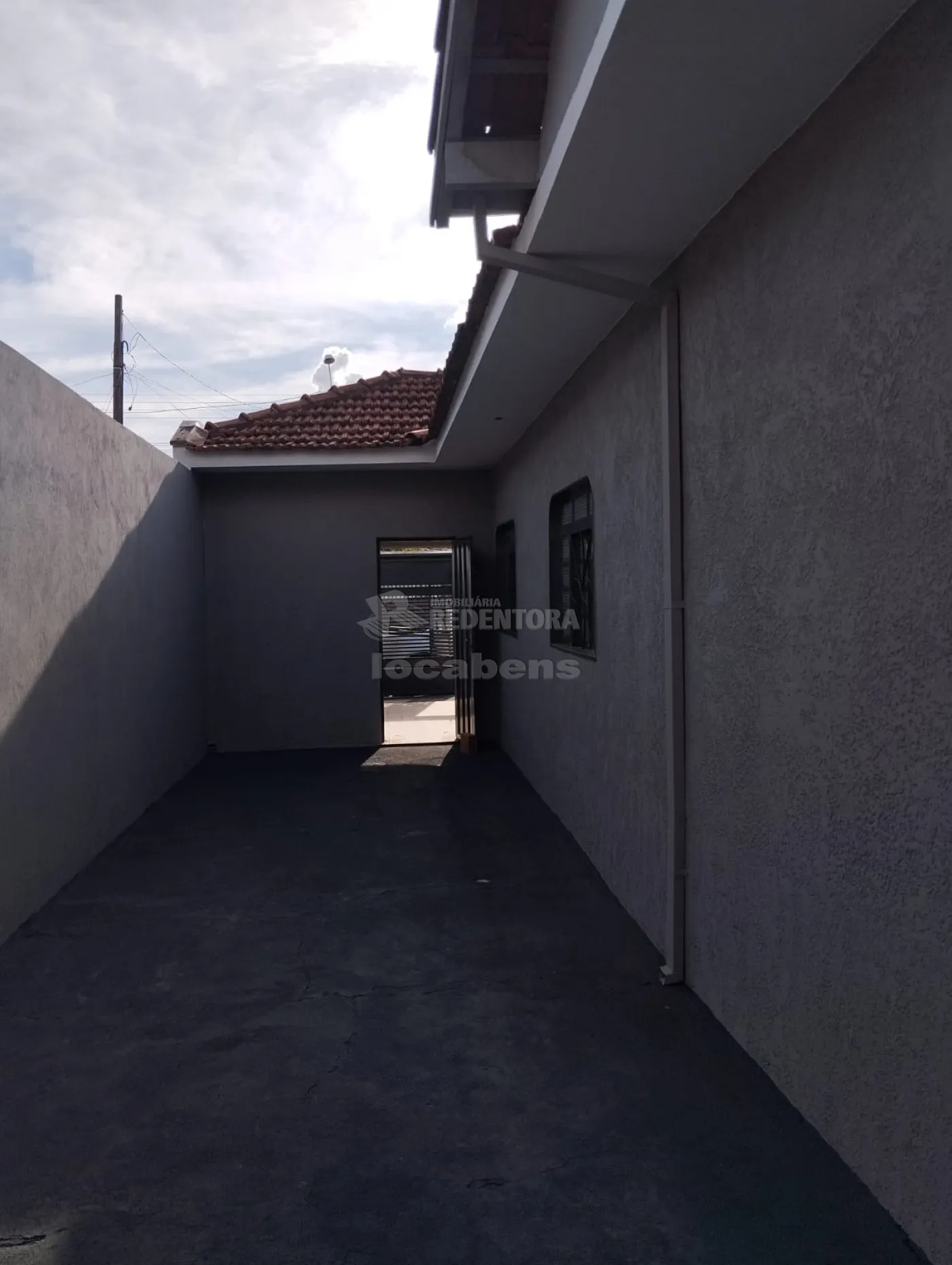 Comprar Casa / Padrão em São José do Rio Preto R$ 350.000,00 - Foto 4