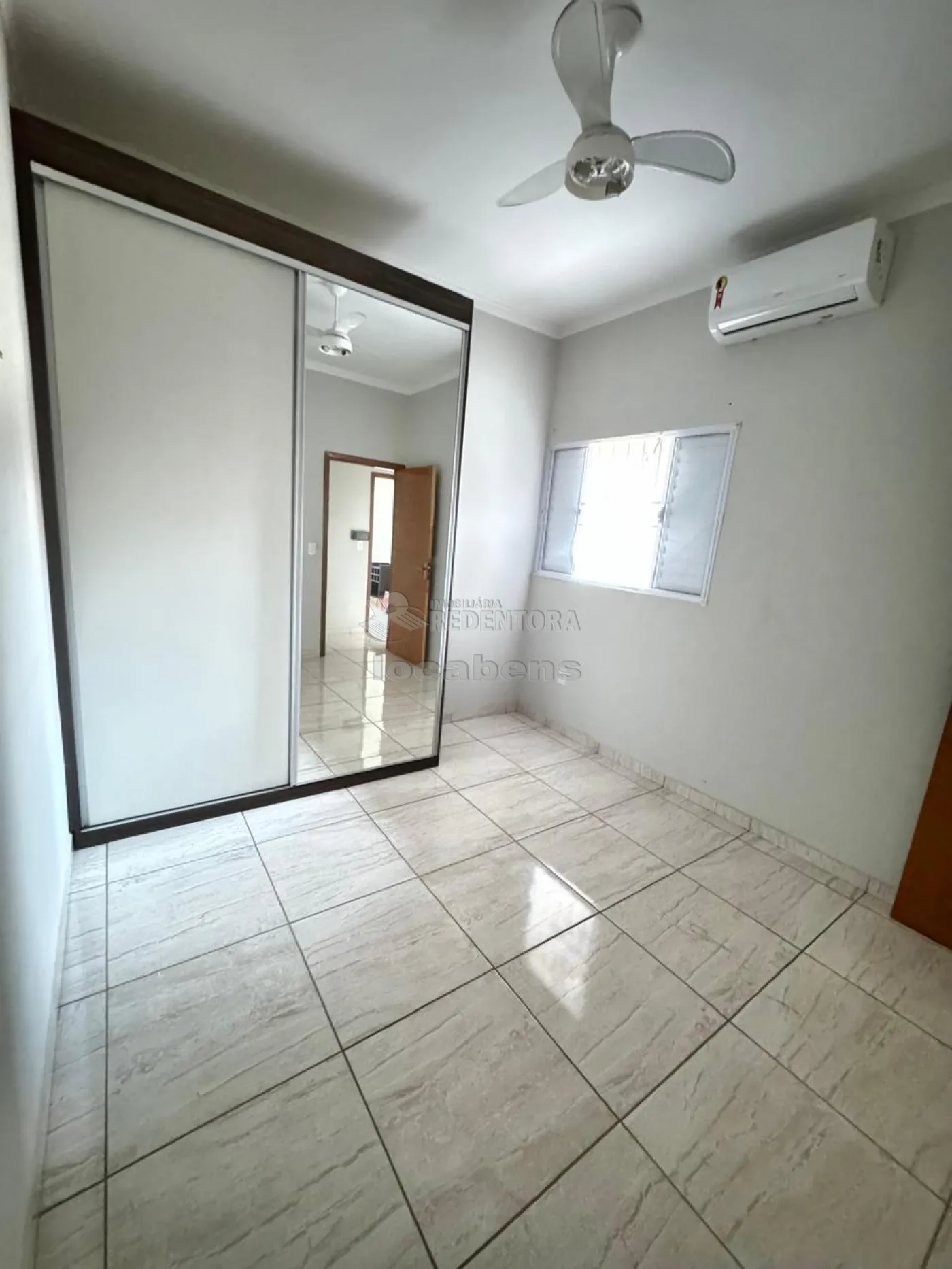 Comprar Casa / Padrão em São José do Rio Preto apenas R$ 380.000,00 - Foto 4