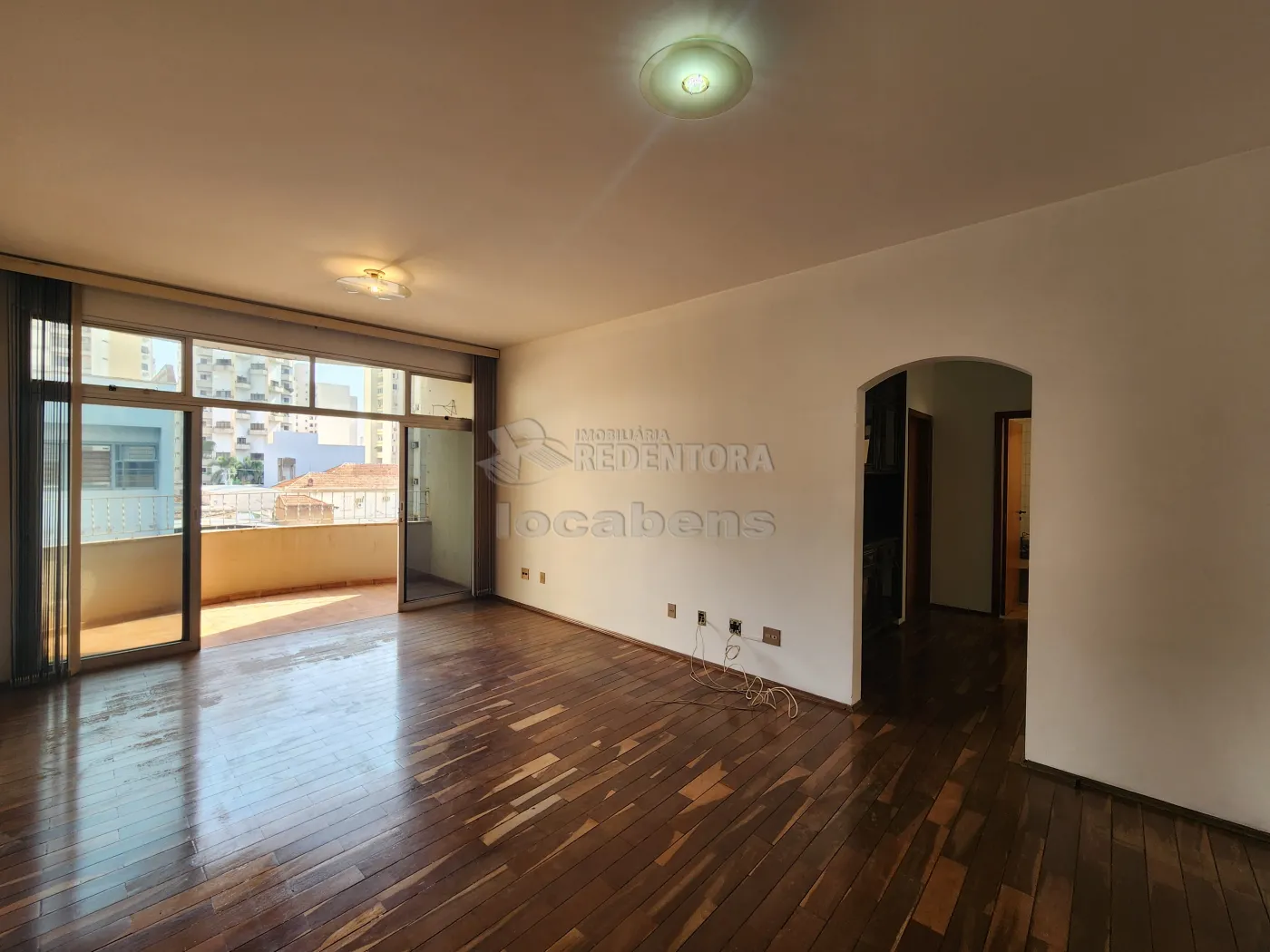 Comprar Apartamento / Padrão em São José do Rio Preto R$ 350.000,00 - Foto 1