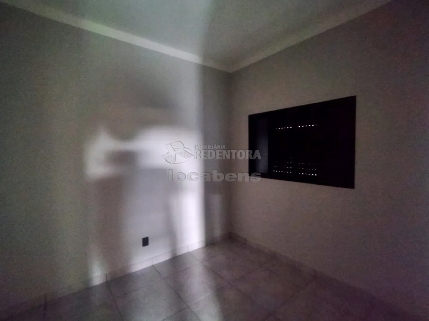 Alugar Casa / Padrão em São José do Rio Preto R$ 1.300,00 - Foto 10