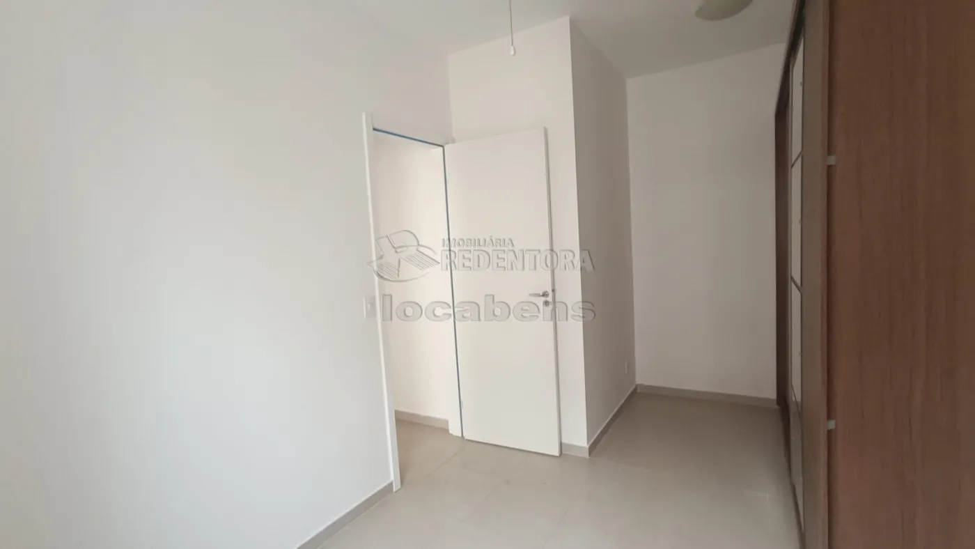 Alugar Apartamento / Padrão em São José do Rio Preto R$ 1.600,00 - Foto 9