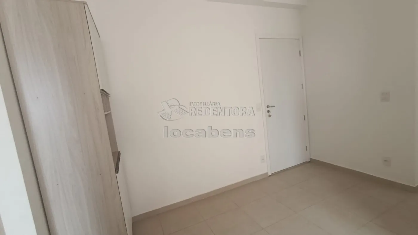 Alugar Apartamento / Padrão em São José do Rio Preto R$ 1.600,00 - Foto 5