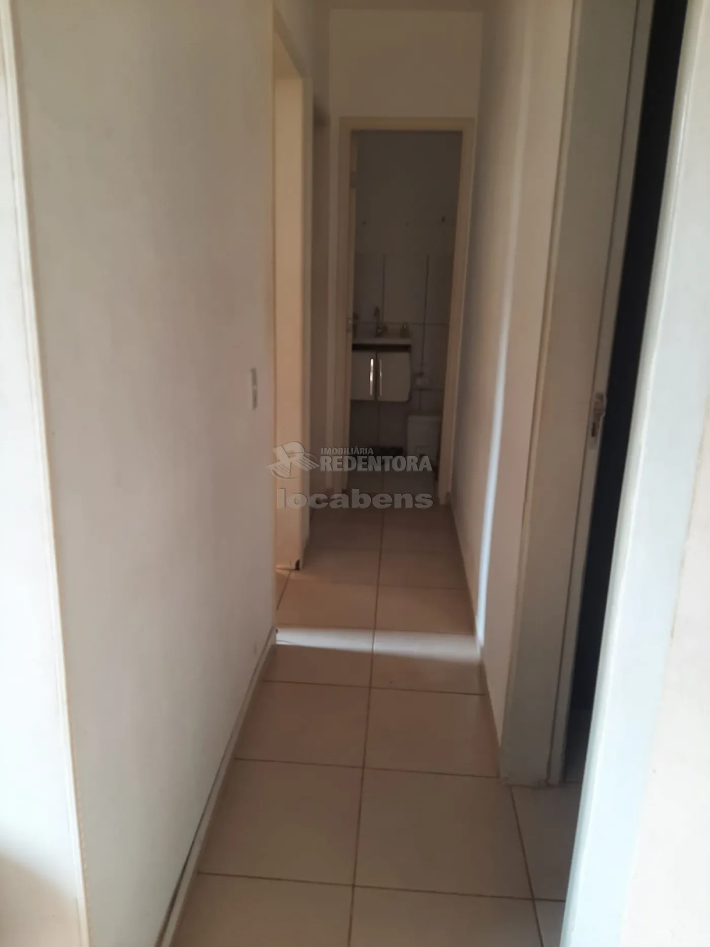 Comprar Apartamento / Padrão em São José do Rio Preto R$ 300.000,00 - Foto 5