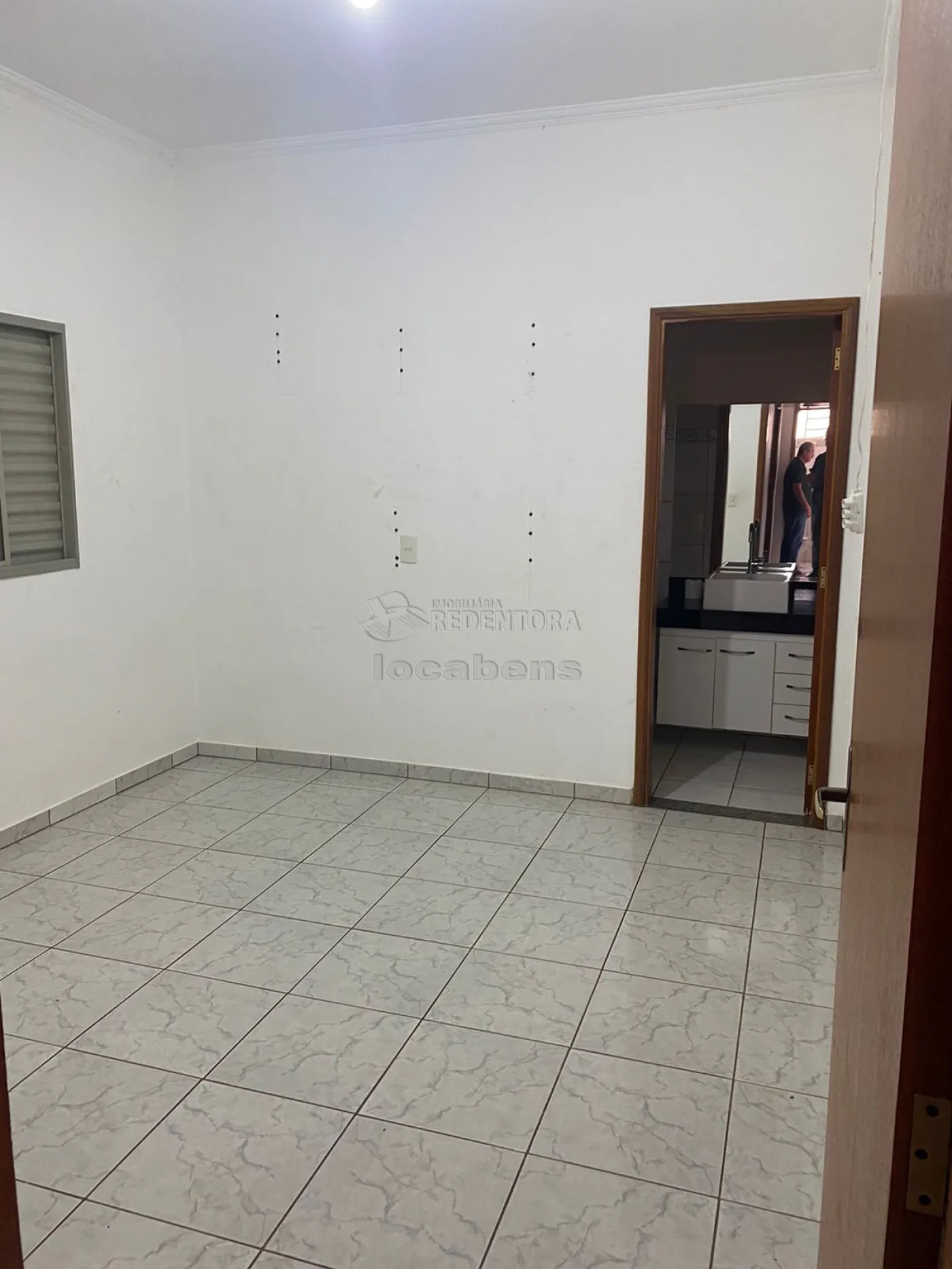 Comprar Casa / Padrão em São José do Rio Preto R$ 250.000,00 - Foto 2