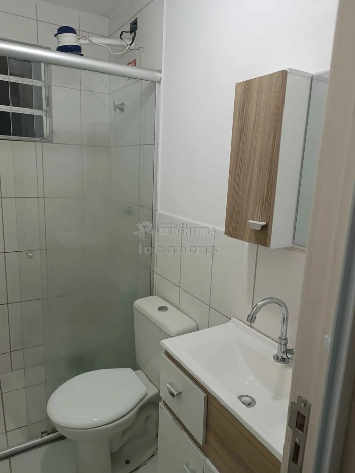 Alugar Apartamento / Padrão em São José do Rio Preto R$ 650,00 - Foto 4