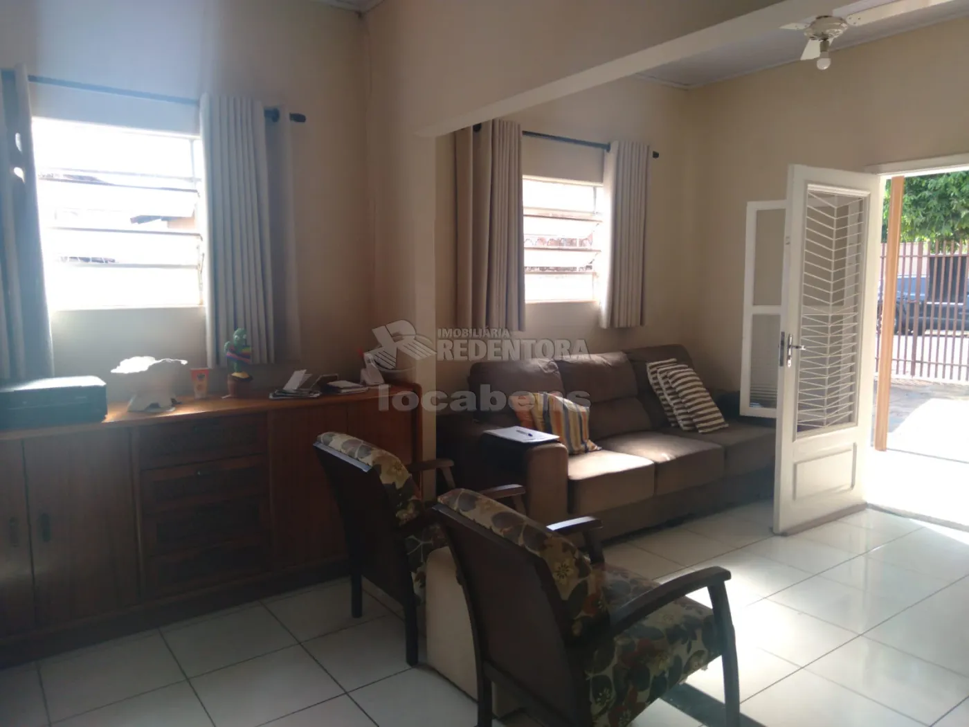 Comprar Casa / Padrão em São José do Rio Preto R$ 440.000,00 - Foto 1