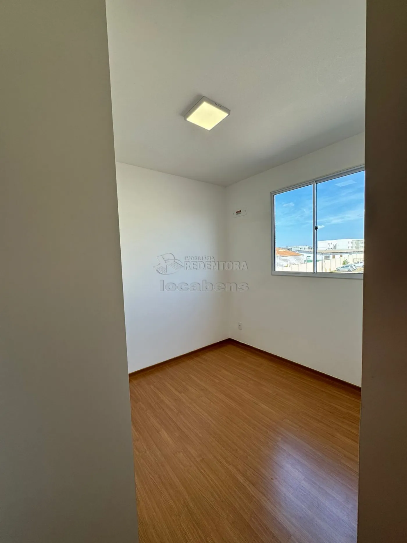 Alugar Apartamento / Padrão em São José do Rio Preto R$ 1.350,00 - Foto 3