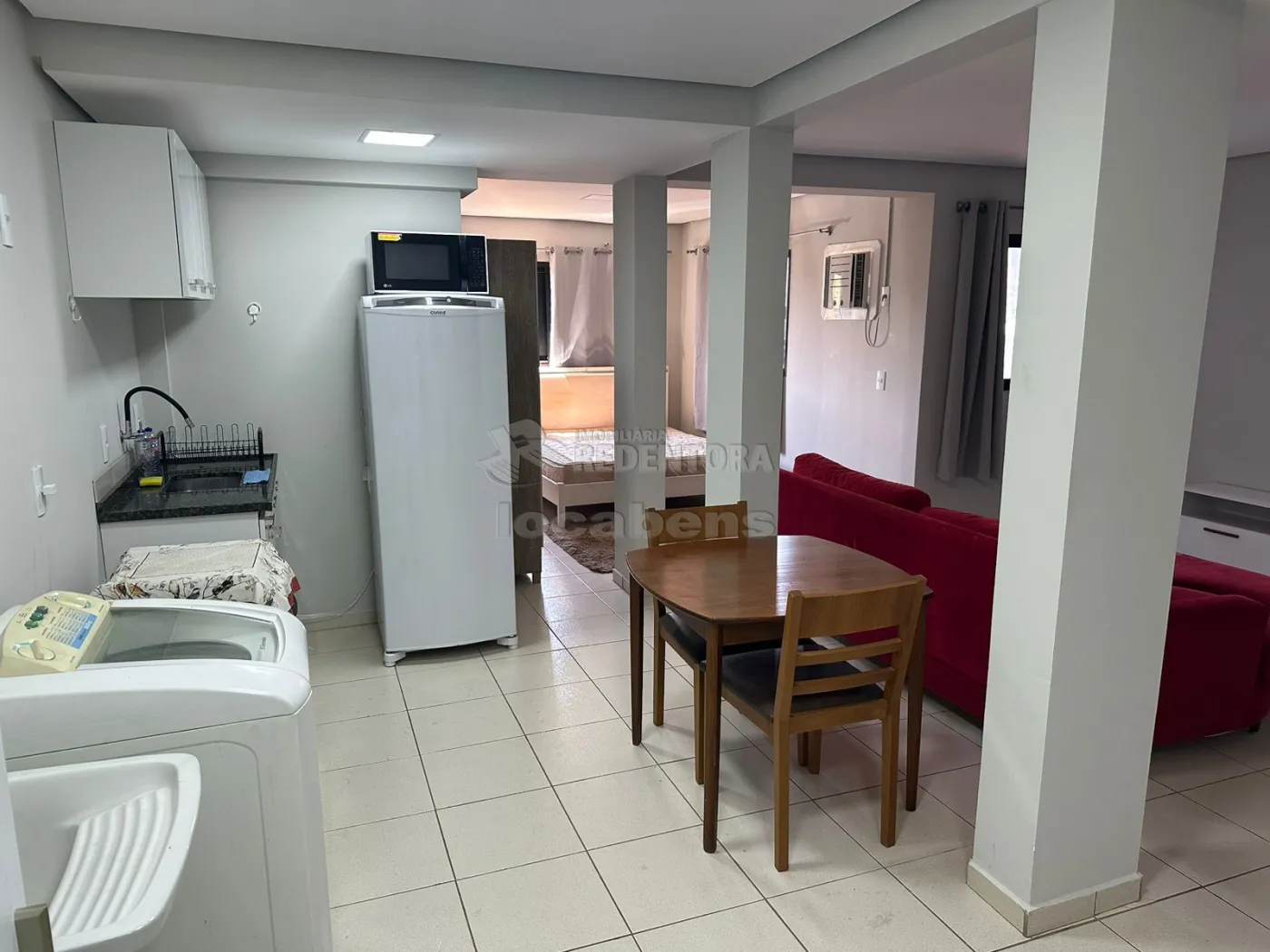 Alugar Apartamento / Padrão em São José do Rio Preto R$ 1.700,00 - Foto 1