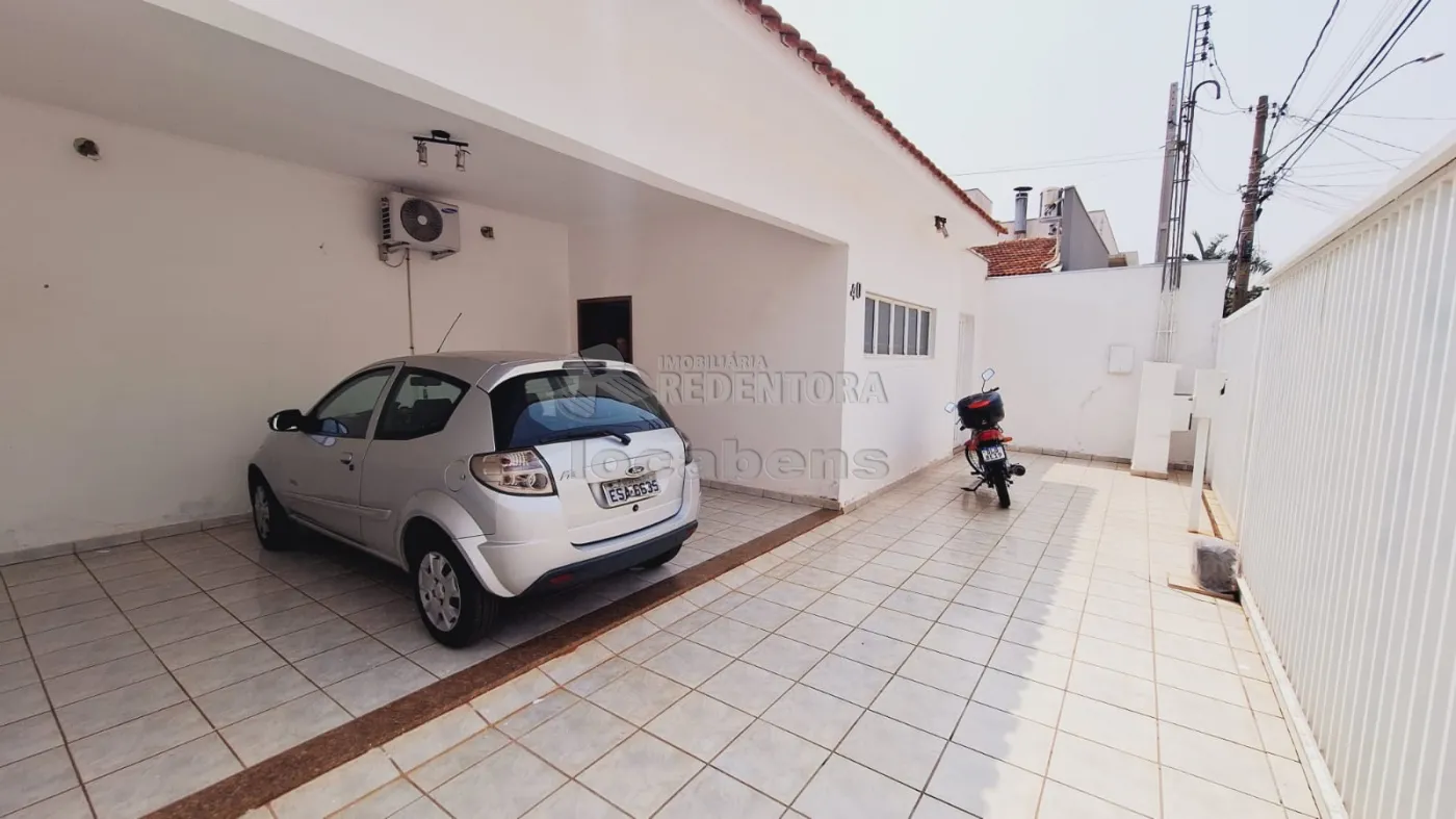 Alugar Casa / Padrão em São José do Rio Preto R$ 2.000,00 - Foto 4