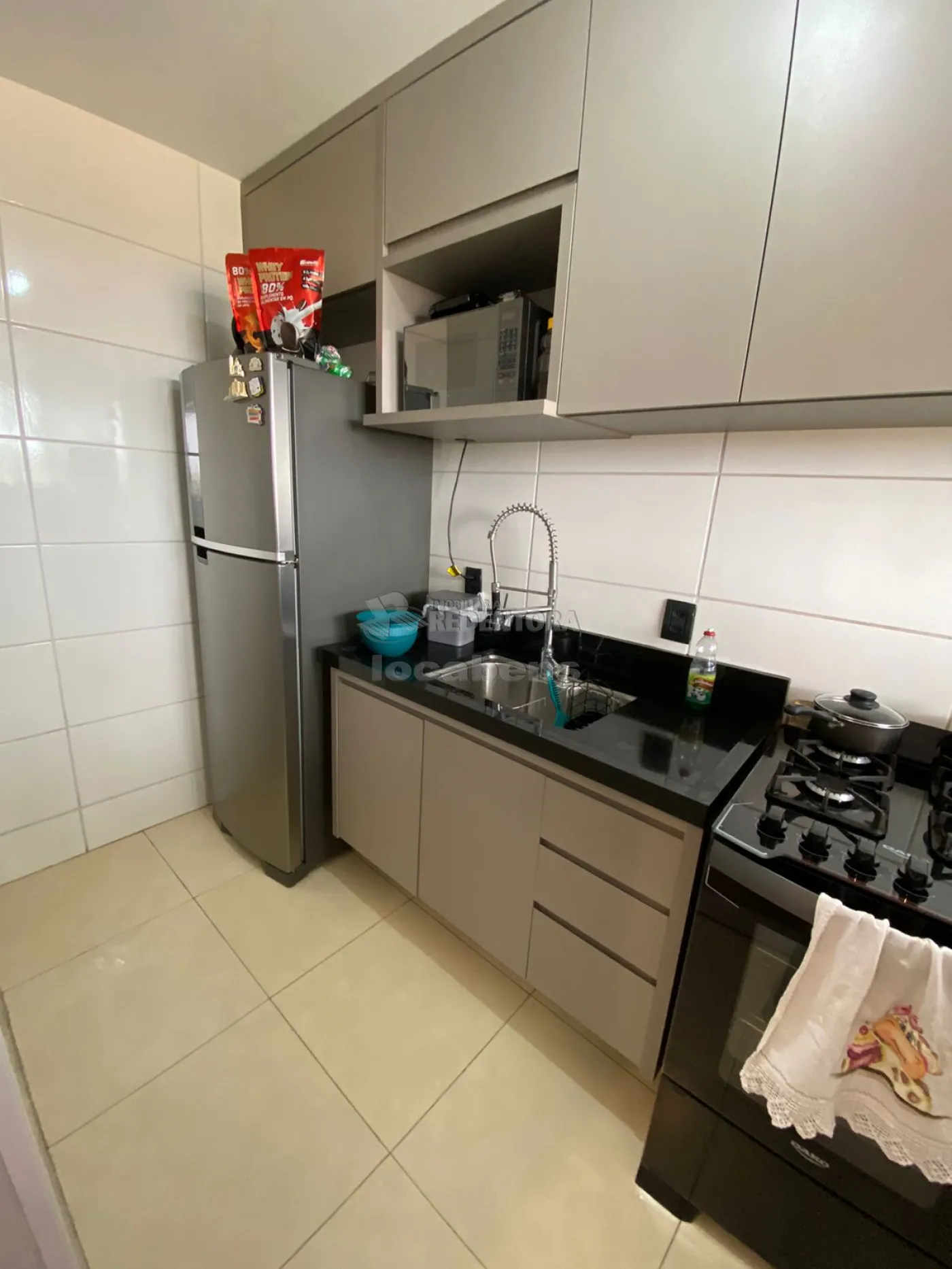 Comprar Apartamento / Padrão em São José do Rio Preto R$ 320.000,00 - Foto 3