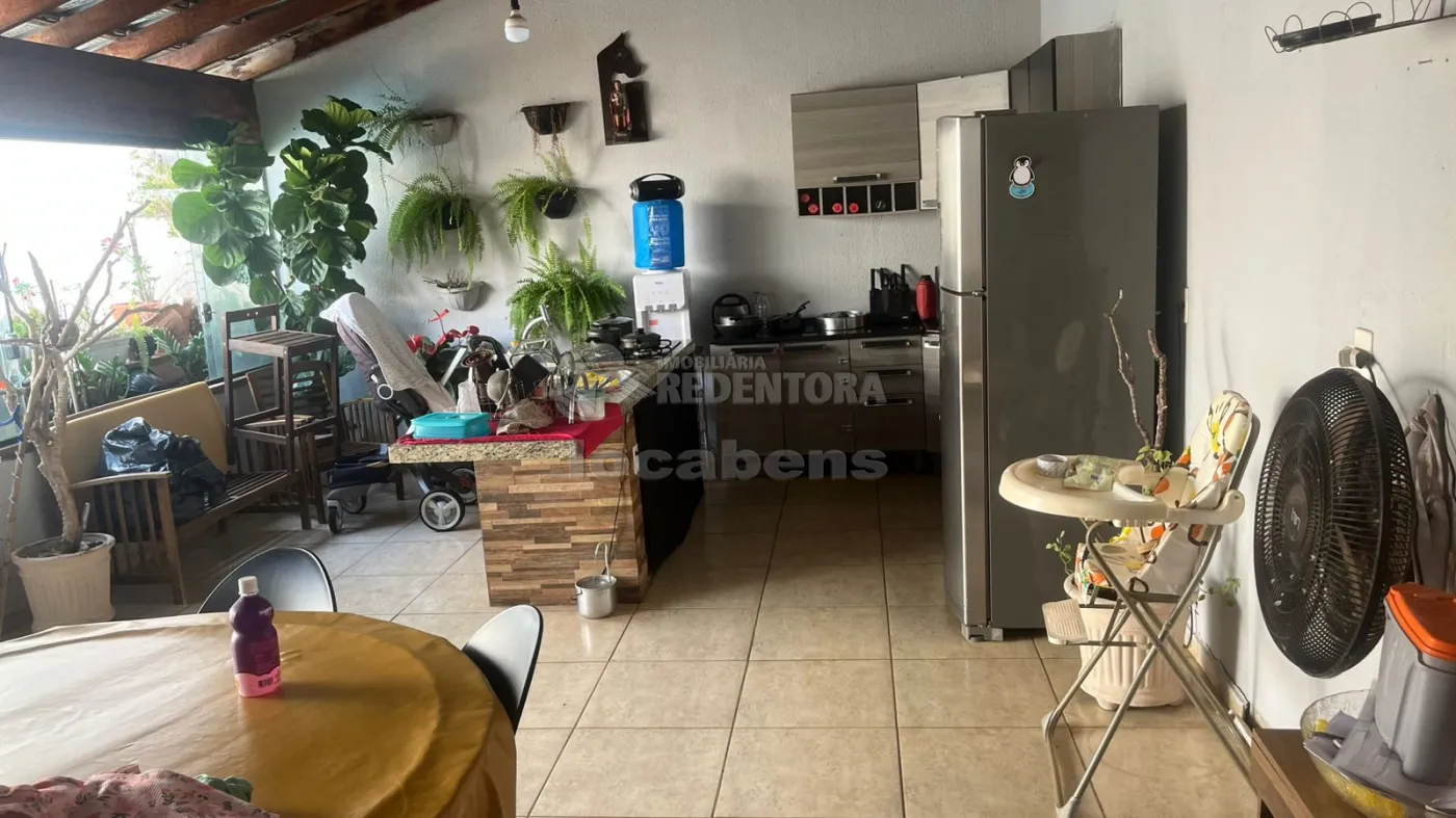 Comprar Casa / Padrão em São José do Rio Preto R$ 280.000,00 - Foto 4