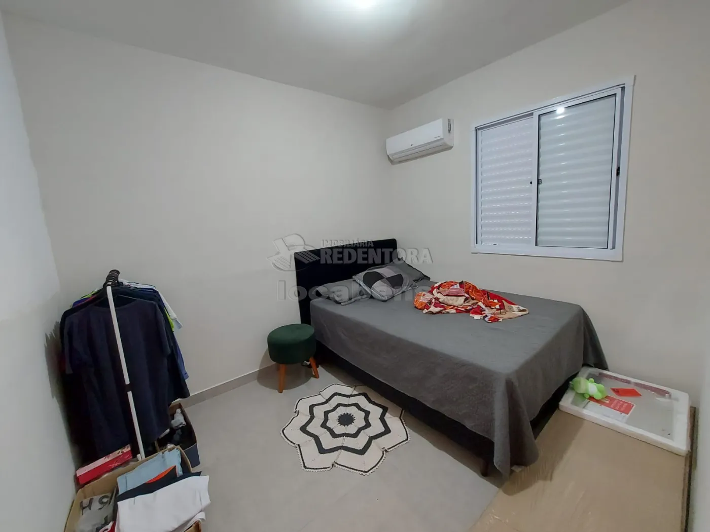 Alugar Apartamento / Padrão em São José do Rio Preto R$ 1.100,00 - Foto 4