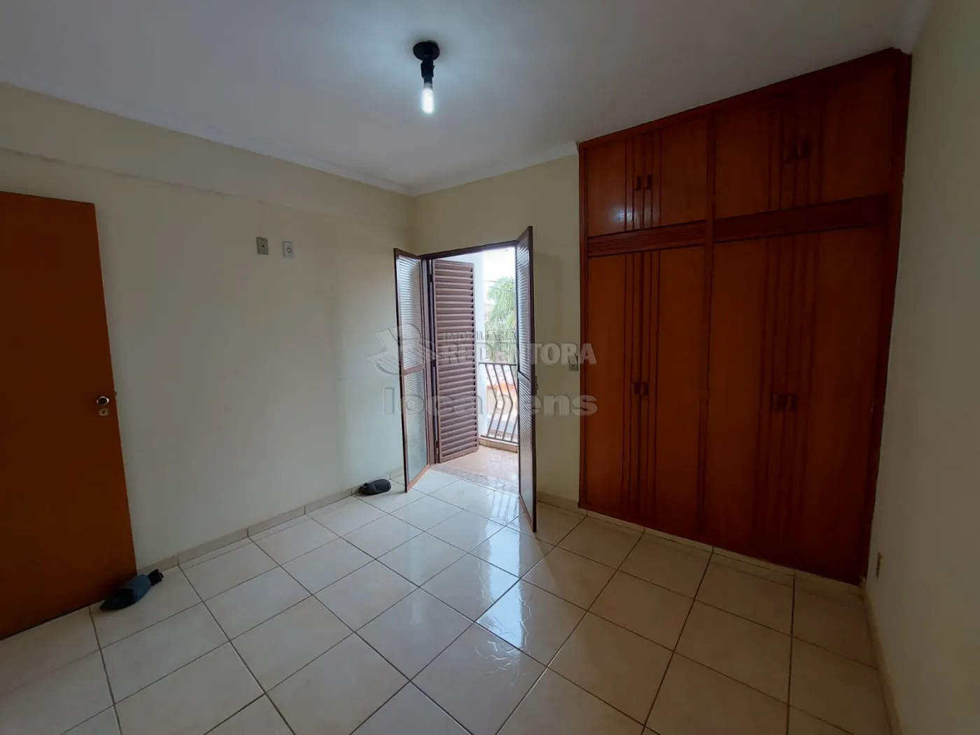 Alugar Apartamento / Padrão em São José do Rio Preto R$ 1.200,00 - Foto 8