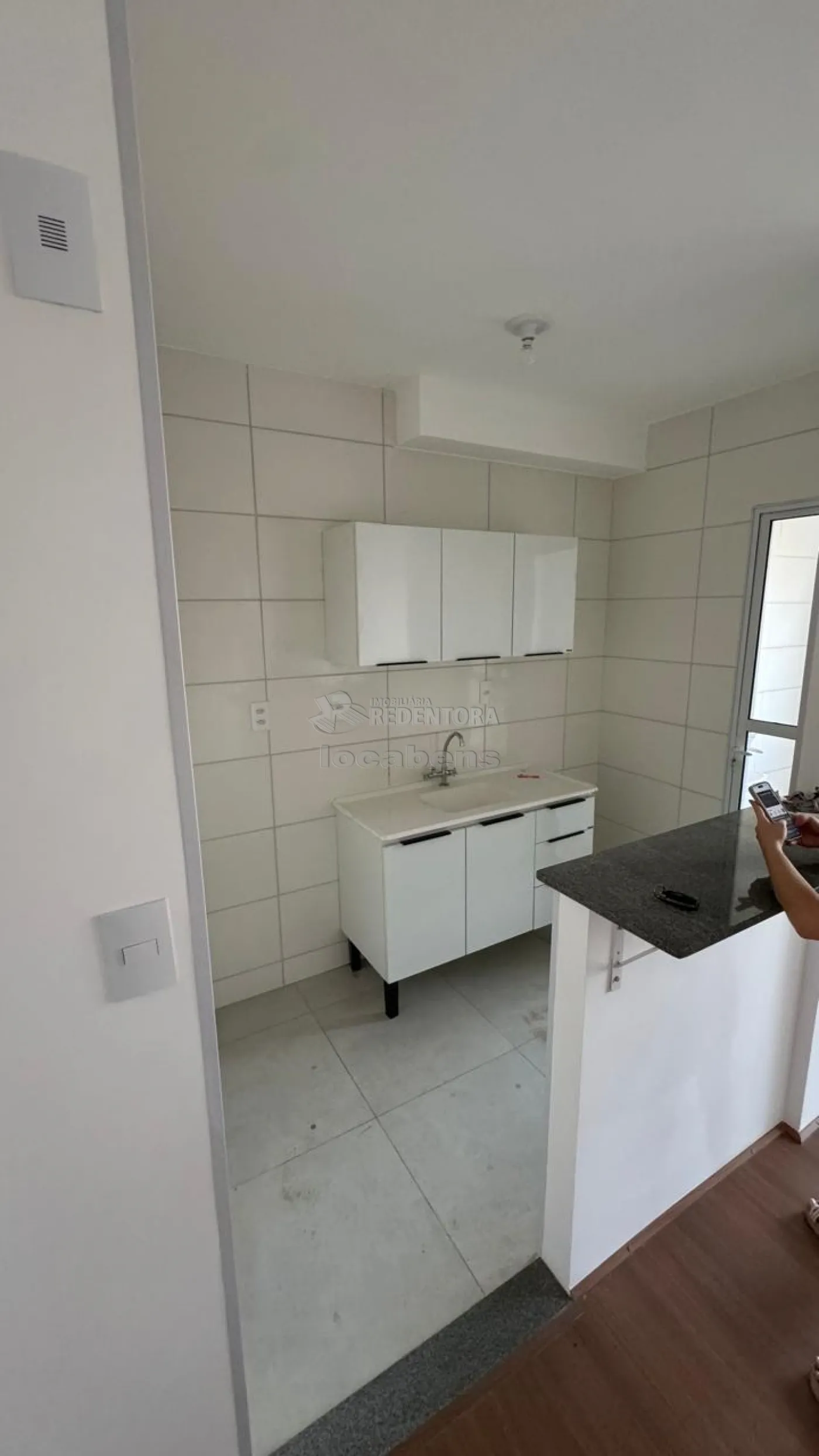 Alugar Apartamento / Padrão em São José do Rio Preto R$ 1.300,00 - Foto 1