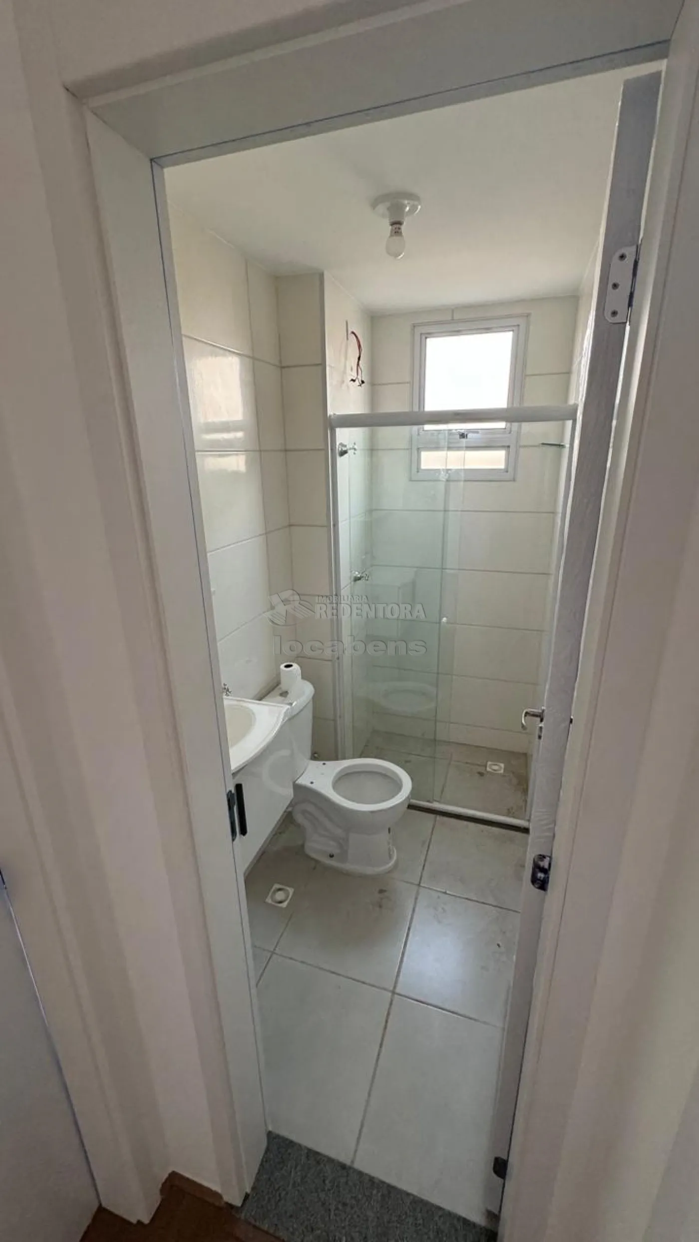 Alugar Apartamento / Padrão em São José do Rio Preto R$ 1.300,00 - Foto 3