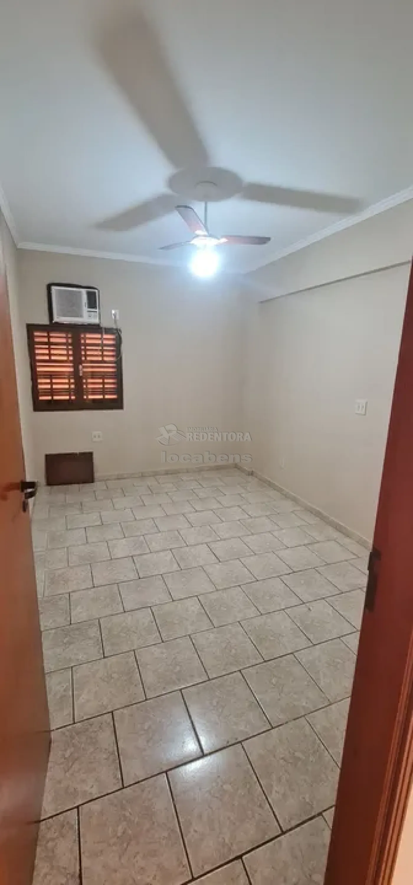 Alugar Apartamento / Padrão em São José do Rio Preto R$ 1.000,00 - Foto 6