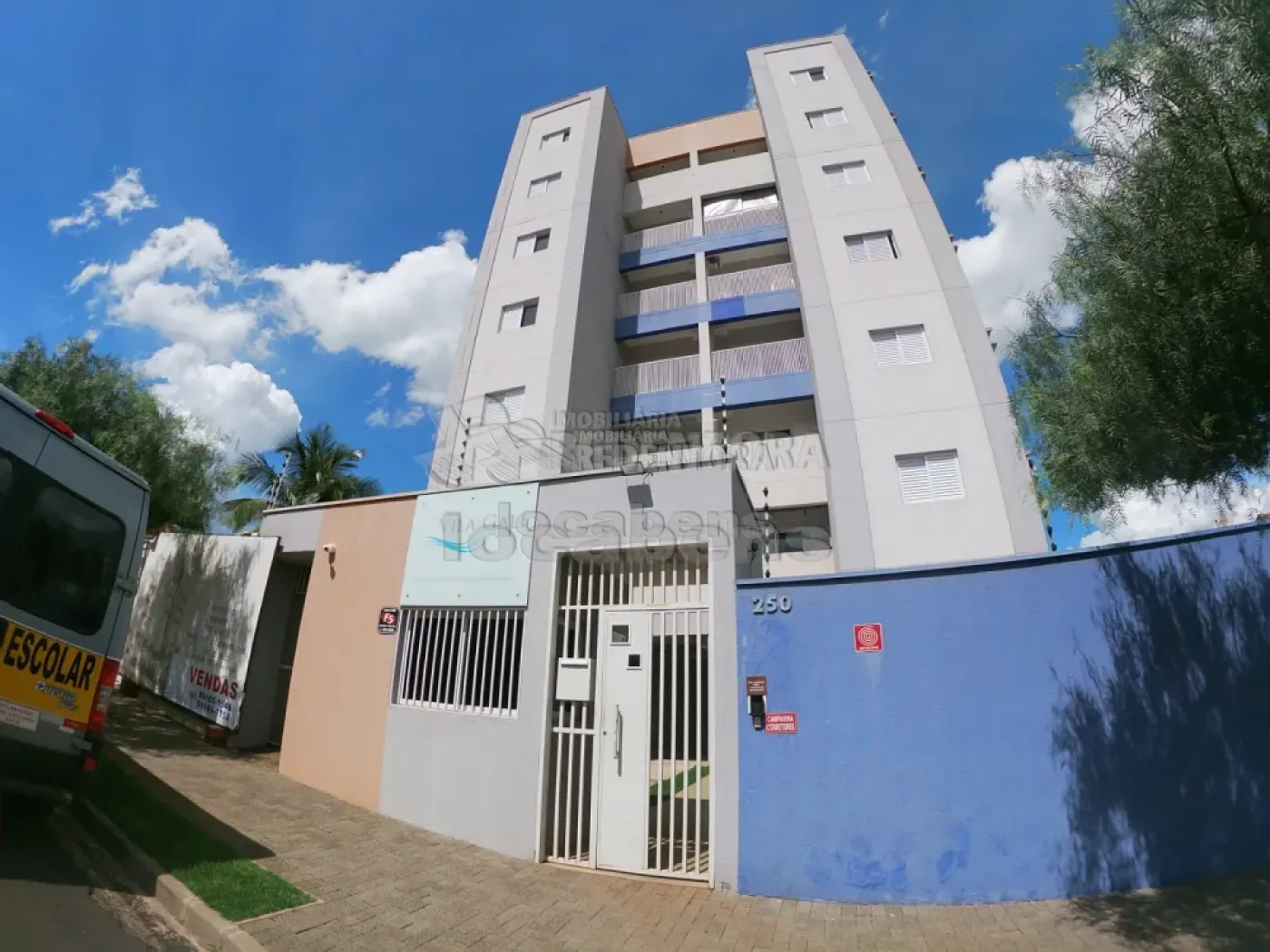 Comprar Apartamento / Padrão em São José do Rio Preto R$ 250.000,00 - Foto 2