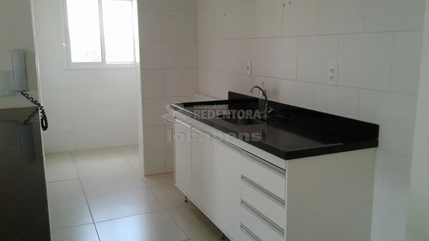 Comprar Apartamento / Padrão em São José do Rio Preto R$ 250.000,00 - Foto 12