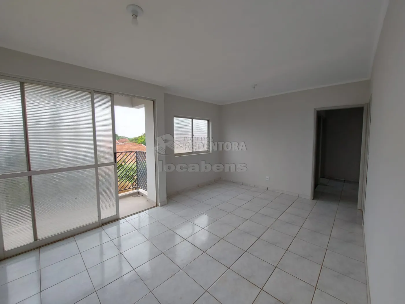 Comprar Apartamento / Padrão em São José do Rio Preto R$ 175.000,00 - Foto 1