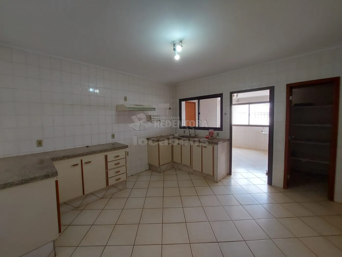 Alugar Apartamento / Padrão em São José do Rio Preto R$ 1.600,00 - Foto 5