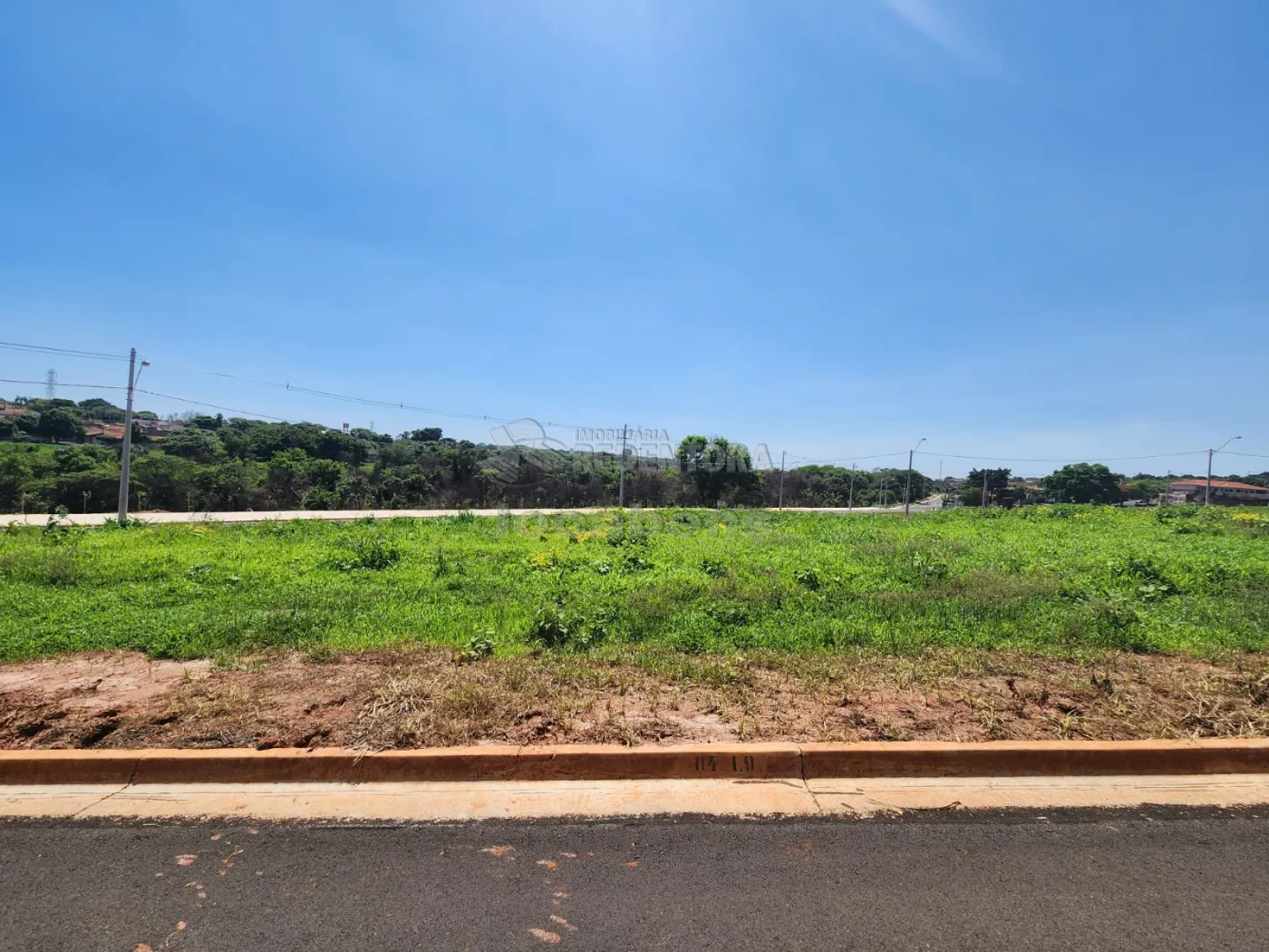 Comprar Terreno / Padrão em São José do Rio Preto R$ 90.000,00 - Foto 1