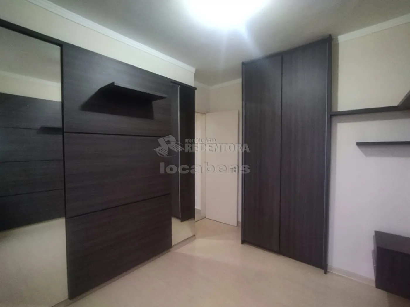 Alugar Apartamento / Padrão em São José do Rio Preto R$ 1.350,00 - Foto 13