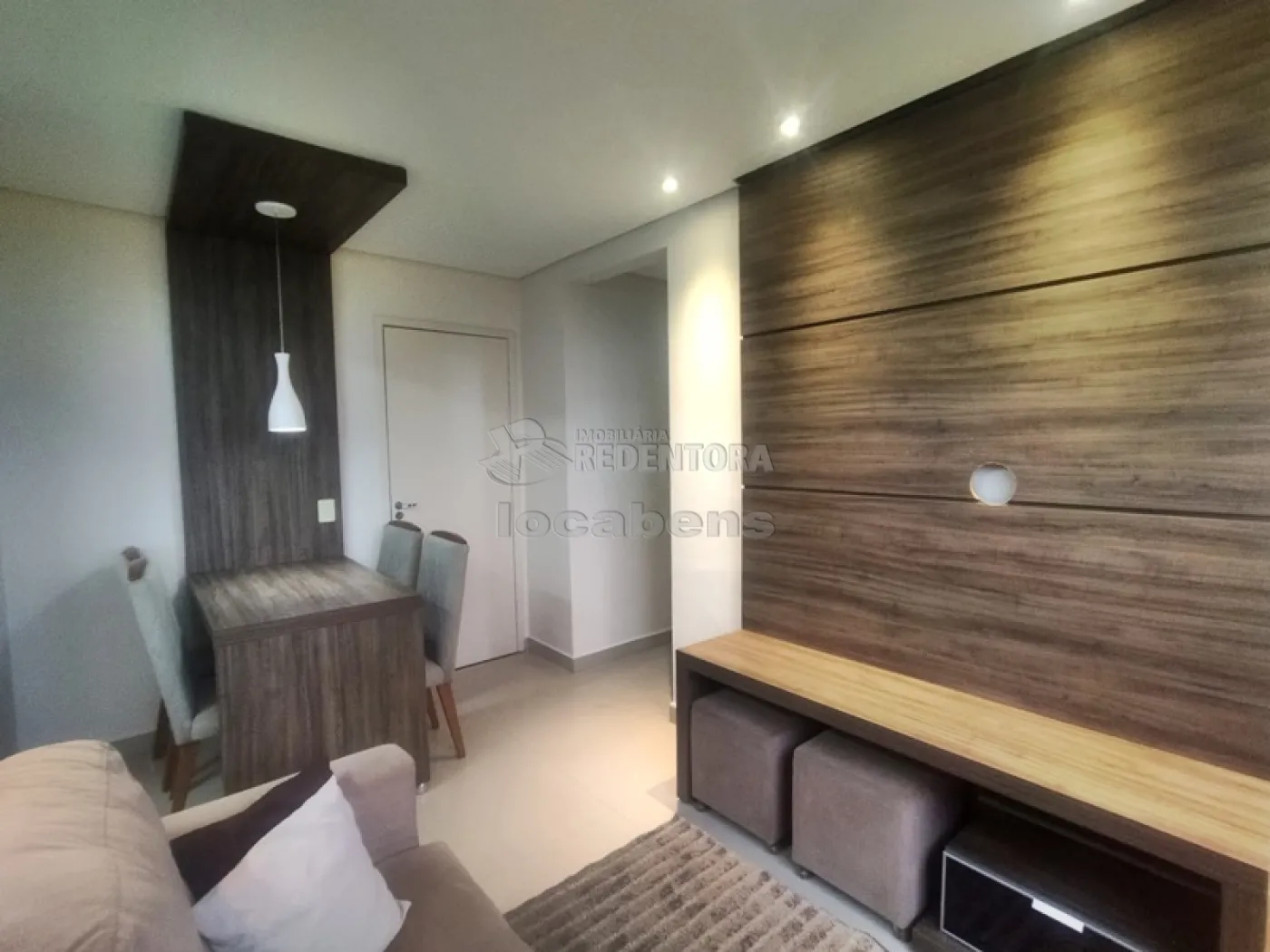 Alugar Apartamento / Padrão em São José do Rio Preto R$ 1.350,00 - Foto 4