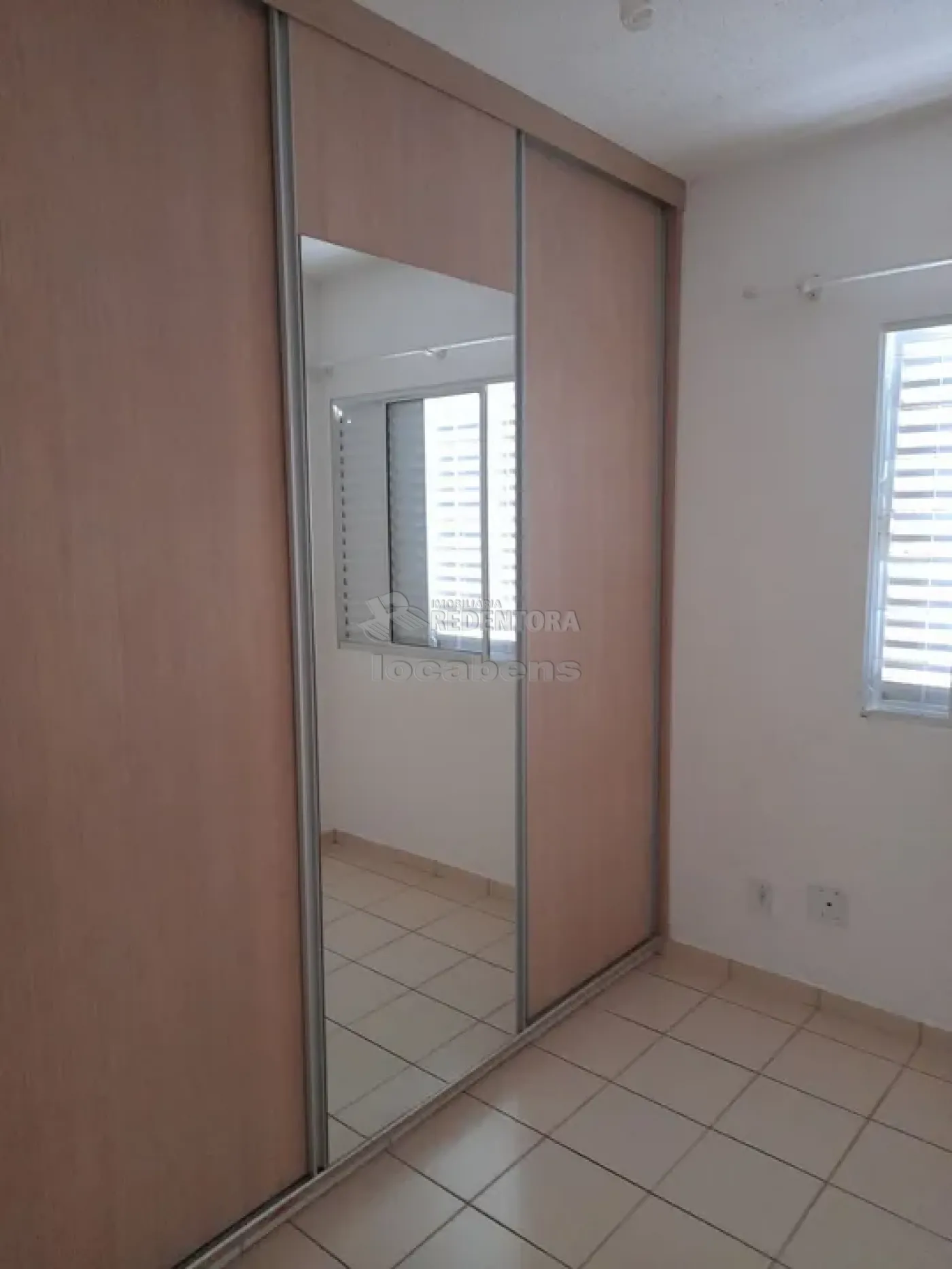 Alugar Casa / Condomínio em São José do Rio Preto R$ 1.550,00 - Foto 8