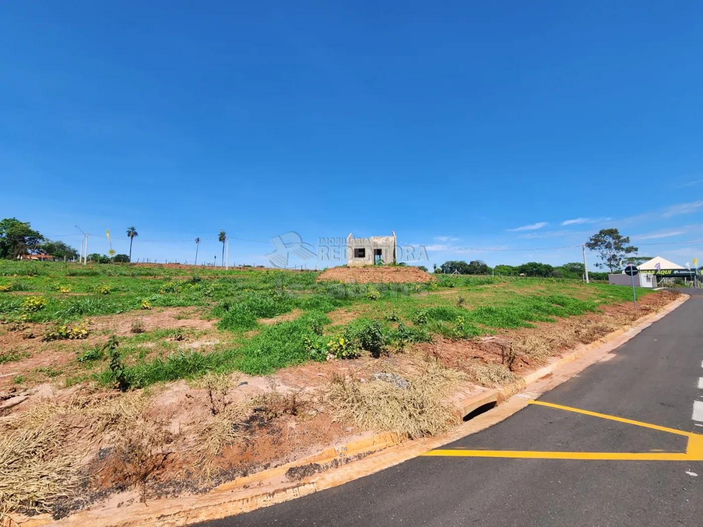 Comprar Terreno / Padrão em São José do Rio Preto R$ 224.600,00 - Foto 2