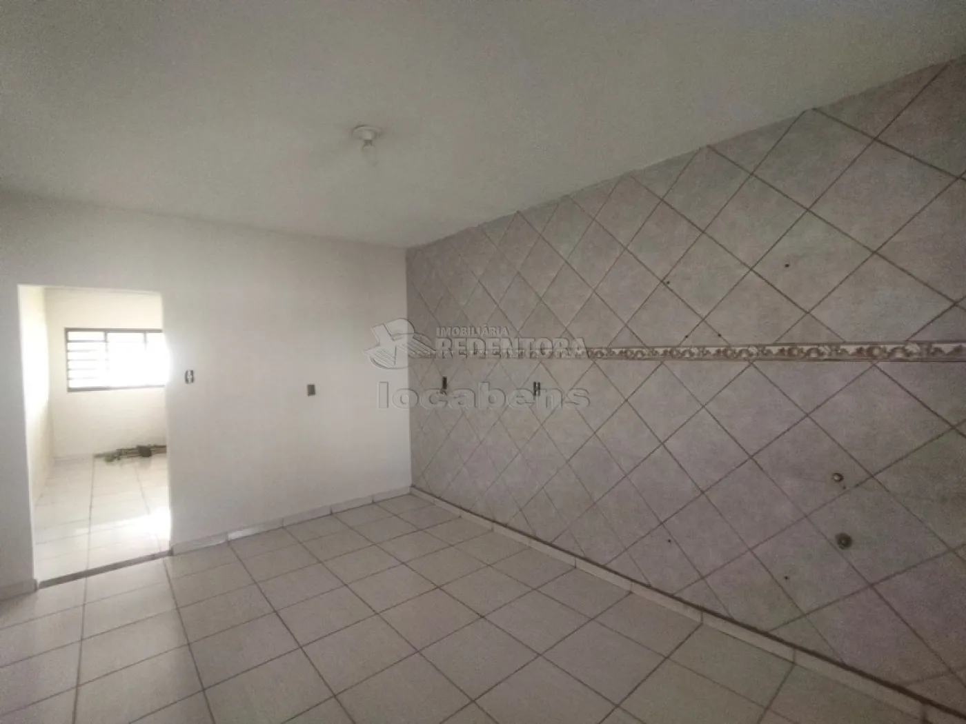 Alugar Casa / Padrão em São José do Rio Preto R$ 1.400,00 - Foto 5