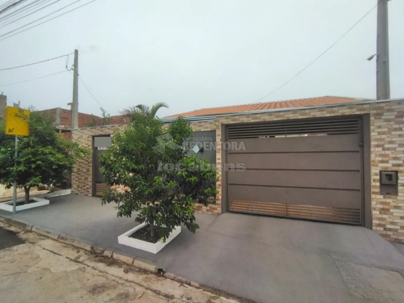 Comprar Casa / Padrão em São José do Rio Preto R$ 300.000,00 - Foto 1