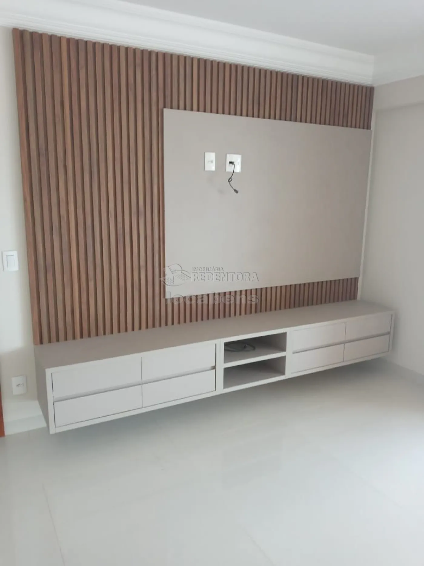 Comprar Apartamento / Padrão em Uberaba R$ 1.250.000,00 - Foto 2