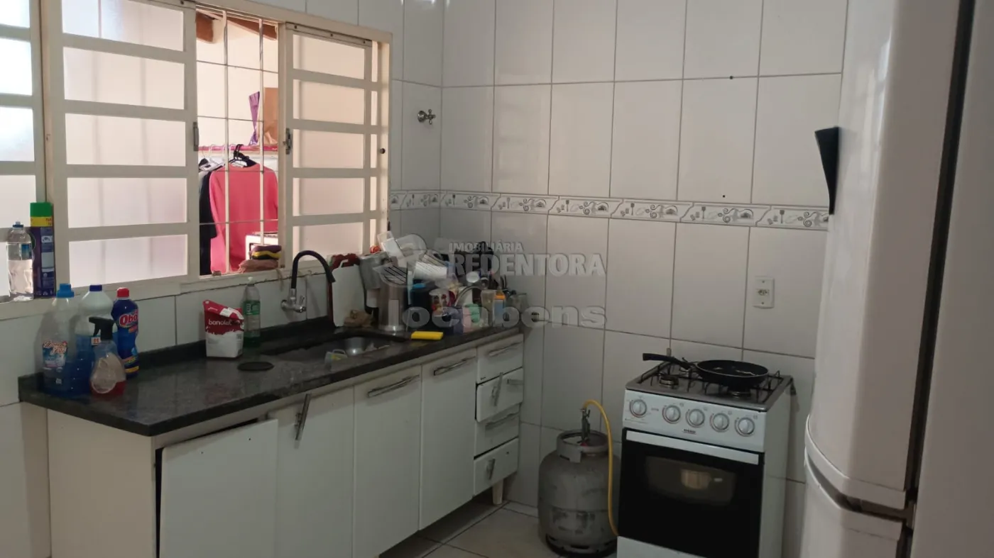 Comprar Casa / Padrão em São José do Rio Preto R$ 330.000,00 - Foto 14