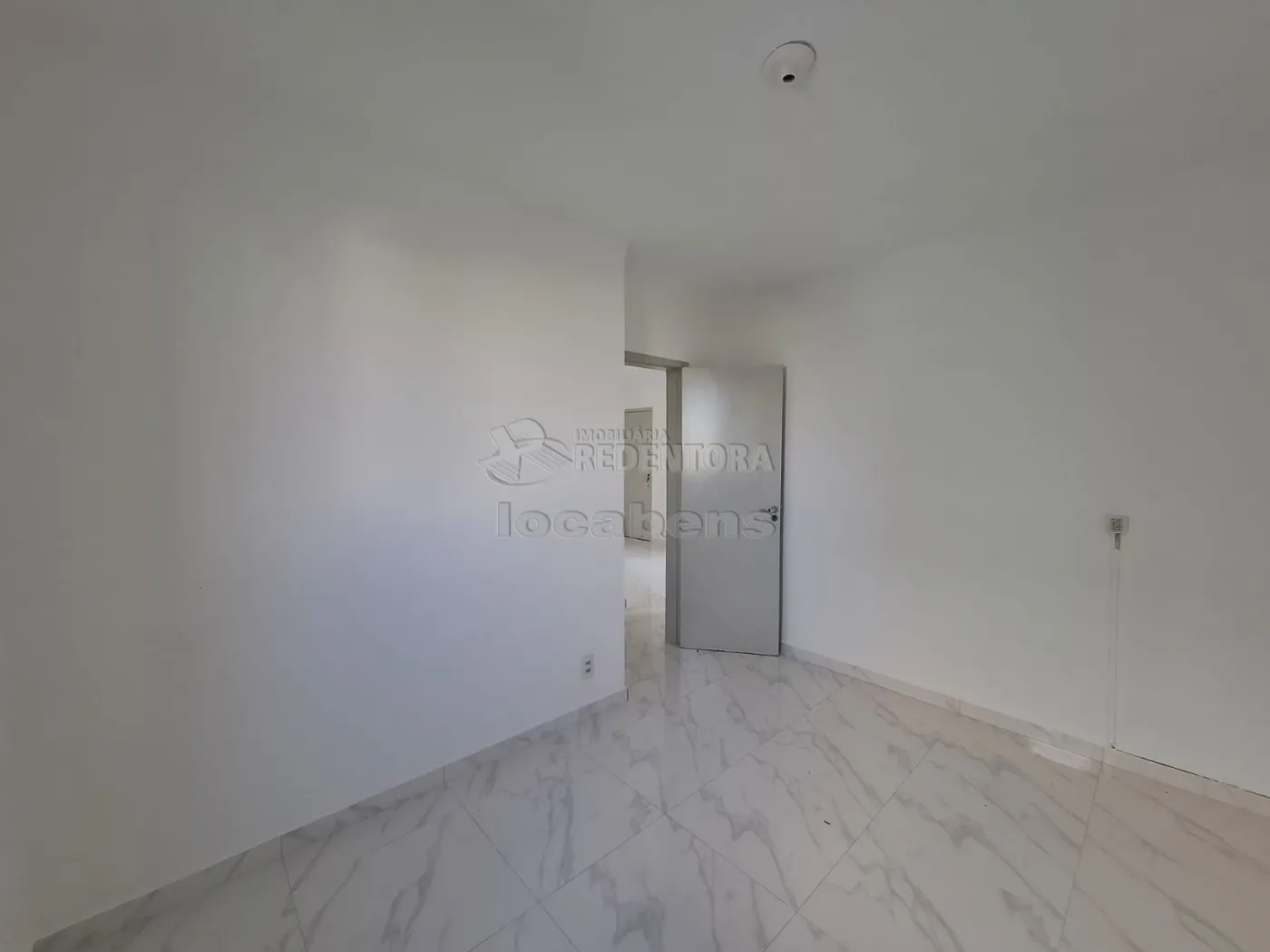 Alugar Apartamento / Padrão em São José do Rio Preto R$ 1.000,00 - Foto 5