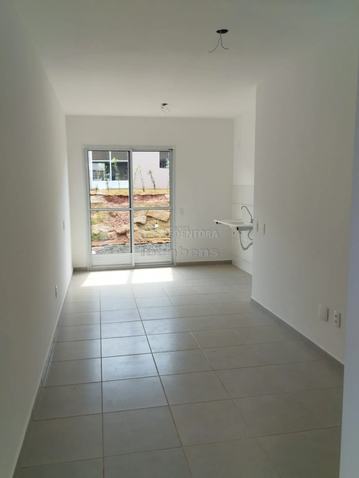 Alugar Casa / Condomínio em Bady Bassitt R$ 1.100,00 - Foto 2