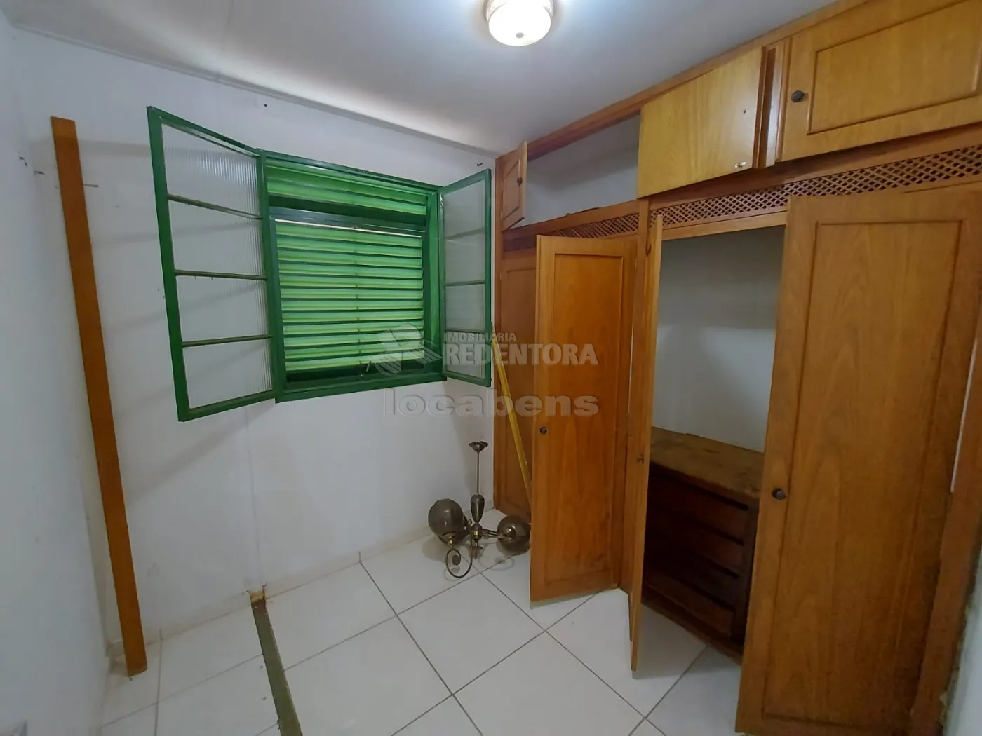 Alugar Apartamento / Padrão em São José do Rio Preto R$ 900,00 - Foto 4