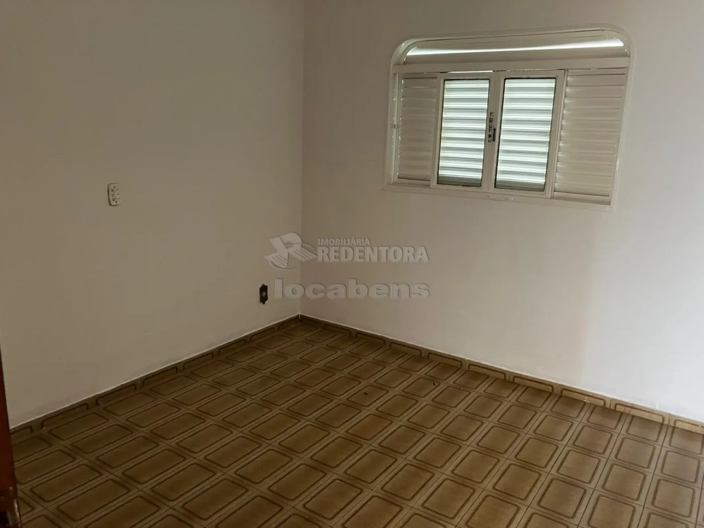 Comprar Casa / Padrão em São José do Rio Preto R$ 400.000,00 - Foto 4