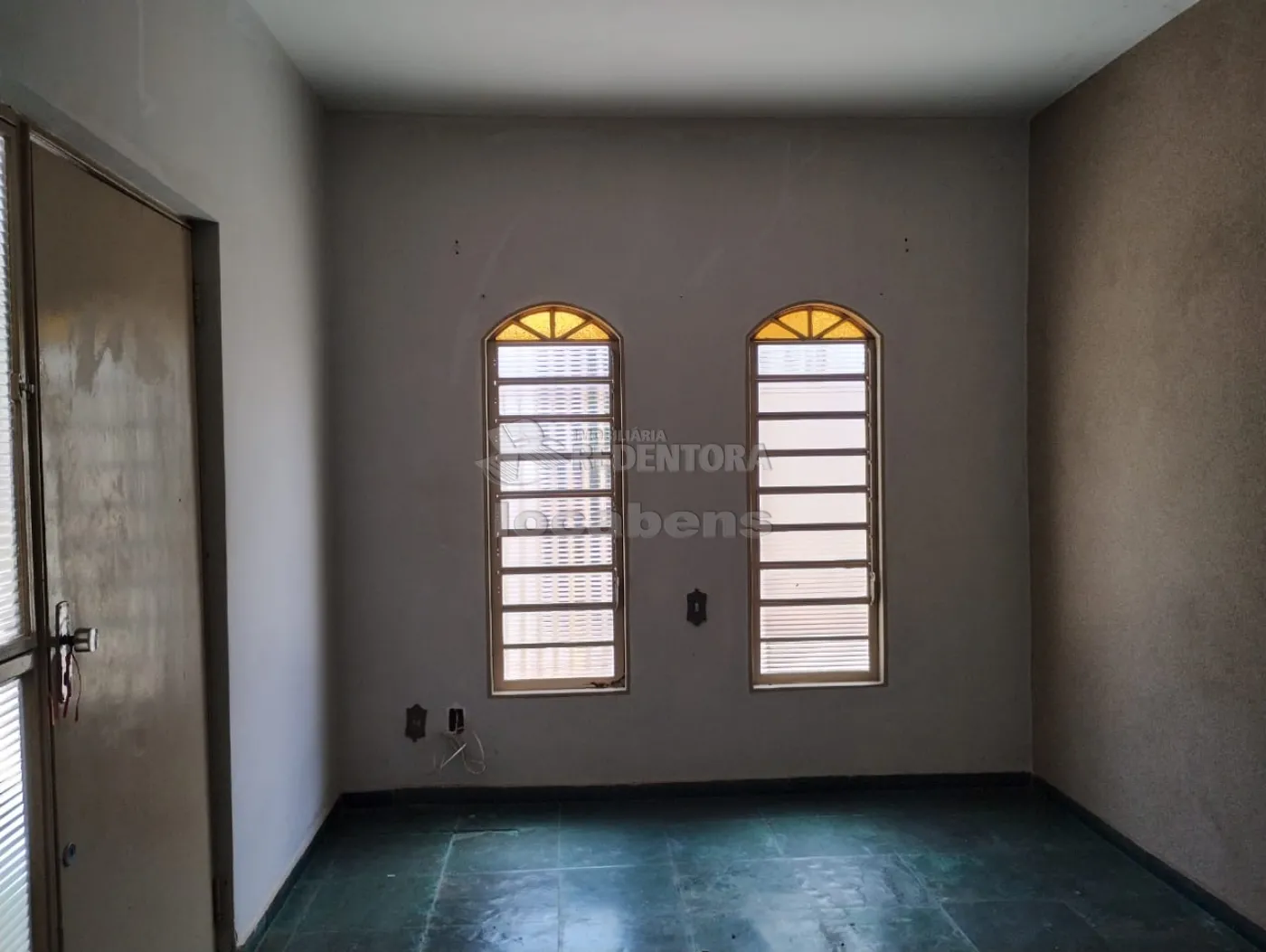 Alugar Casa / Padrão em São José do Rio Preto R$ 1.700,00 - Foto 1